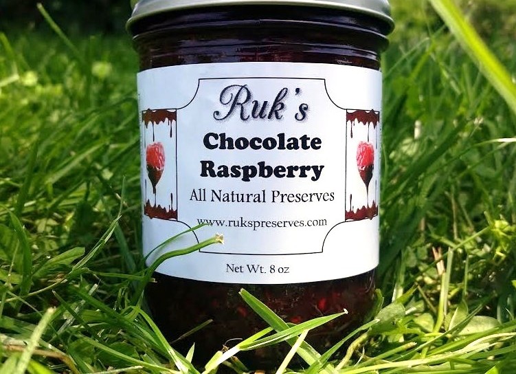 8 oz. Jar (January - December) Chocolate Raspberry is a fabulous rich flavor that is great on toast or heated to pour over vanilla ice cream! Ingredients: Red Raspberries, Sugar, Pectin, Cocoa