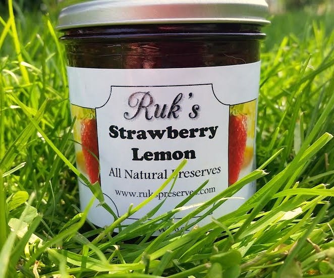 8 oz. Jar (May - August) Strawberry Lemon is a refreshing flavor combination perfect for the spring and summer months and smells just as delicious as it tastes! Ingredients: Strawberries, Sugar, Lemons, Pectin