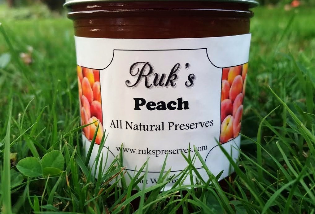8 oz. Jar (July - October) Our Peach Preserves are made with Gettysburg peaches! With it's easily spreadable consistency and fabulously strong peach flavor, it might just be your new favorite! Ingredients: Peaches, Sugar, Pectin, Organic Lemon Juice