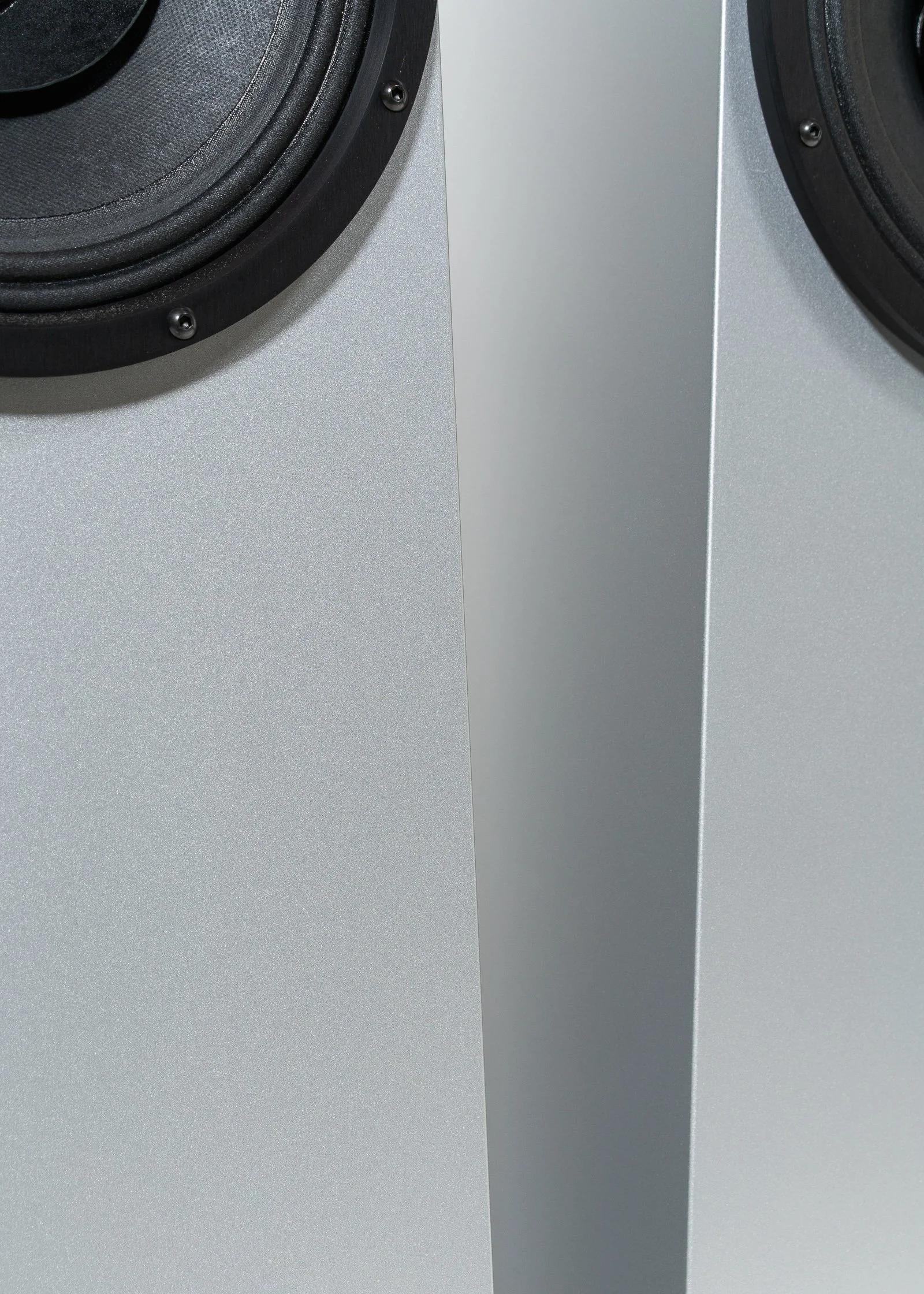 Closeup photo of Zu Soul Six loudspeaker set finished in mercury silver.