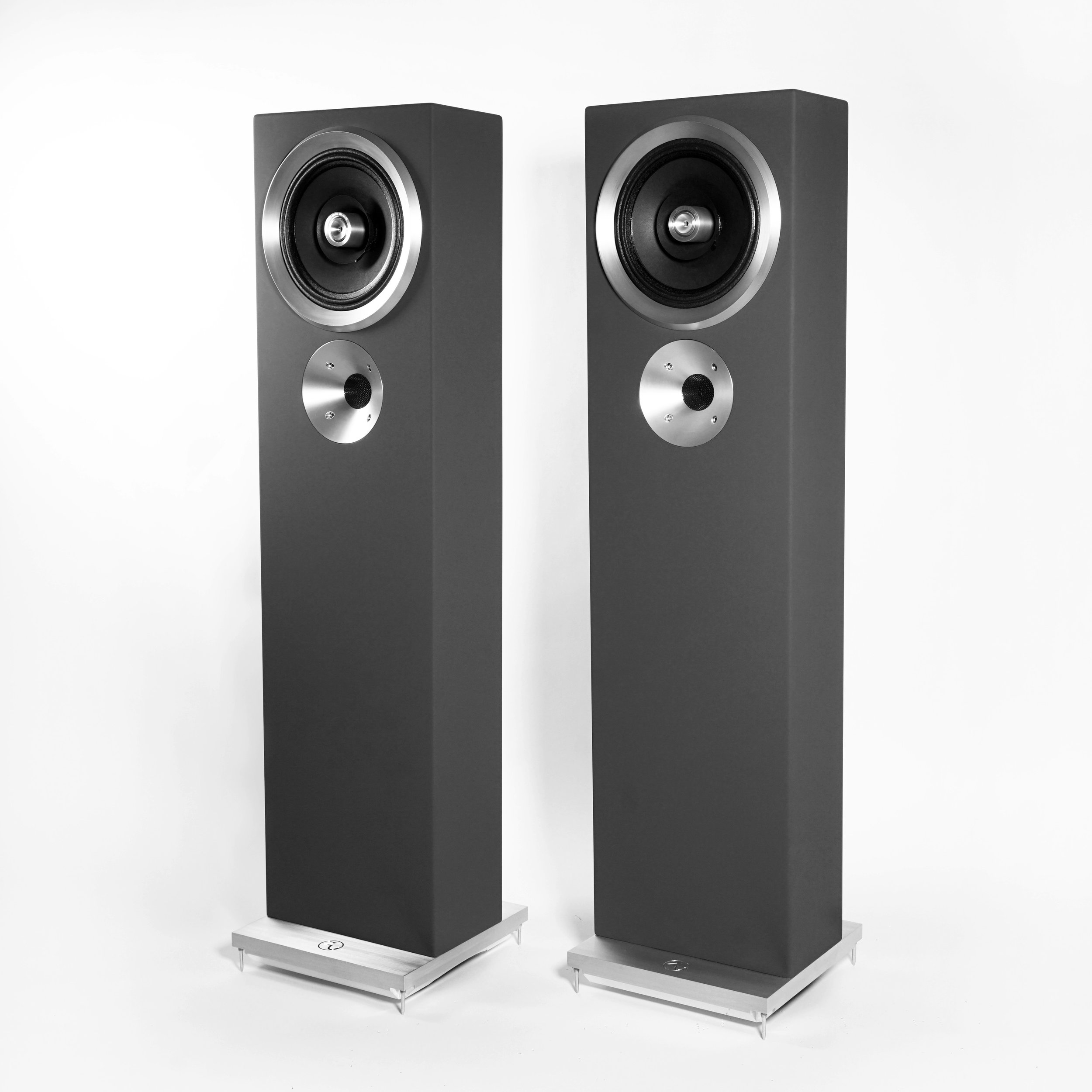 Photo of Zu Druid Six loudspeakers finished in cosmic carbon. Profile view.
