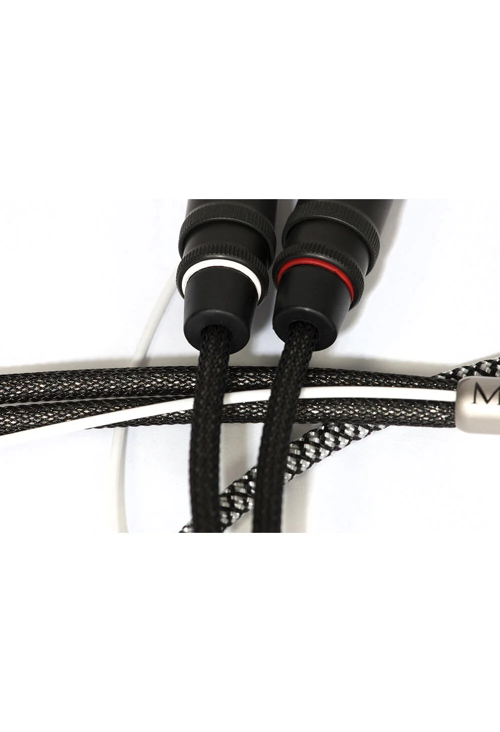 Zu MissionPhono Mk.II tonearm, turntable interconnect cable. Zu Audio HiFi audio speakers