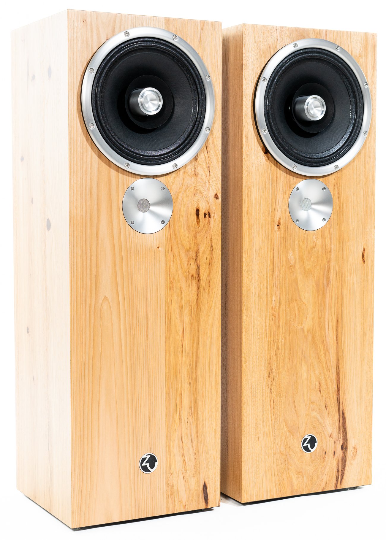 Photo of Zu DW-6 standard finished in rustic hickory.