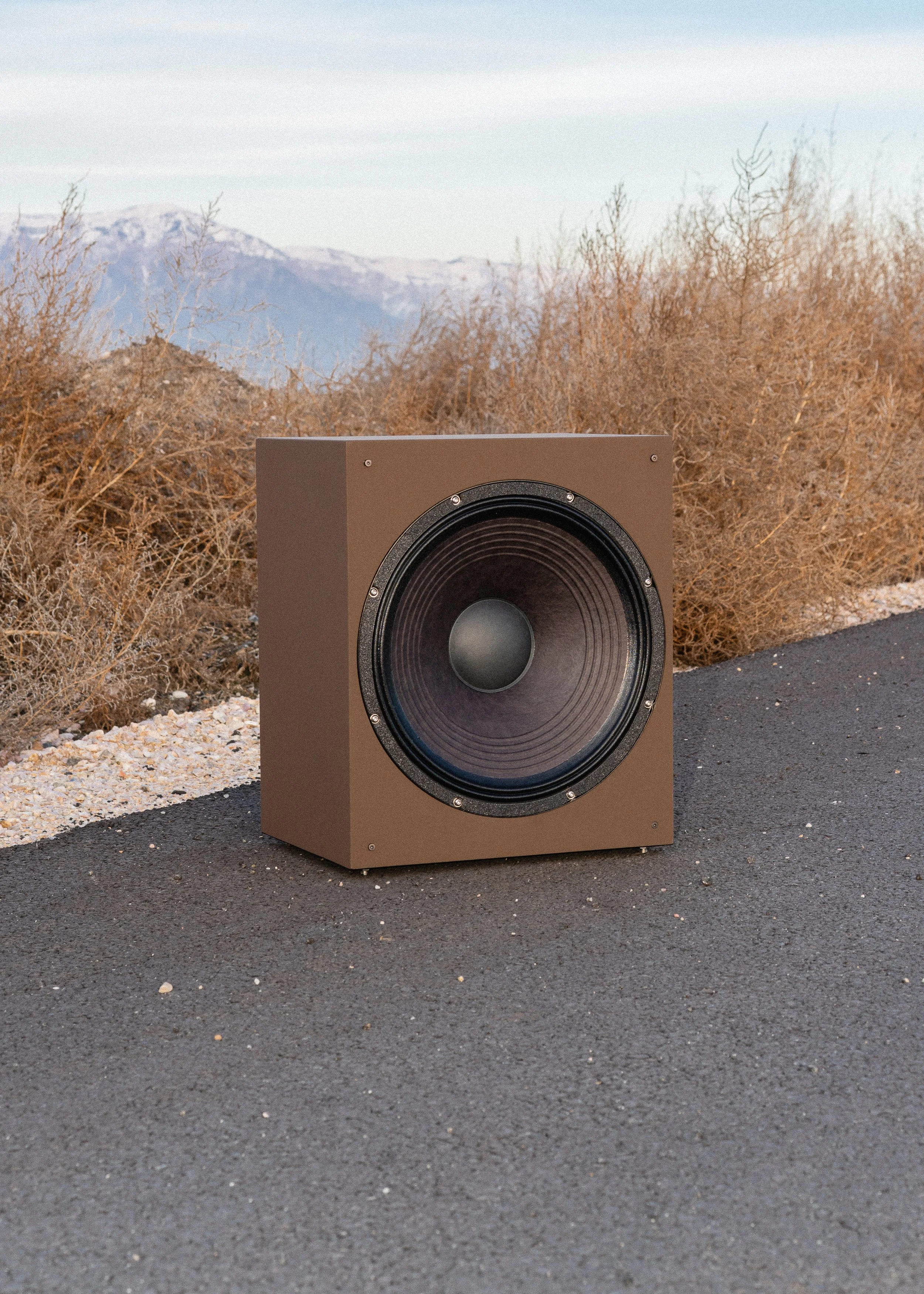 Zu Method Sub makes it on Six Moons 2025 Favorites List! Also, Srajan Ebaen’s In-depth review of both Method Bookshelf/Monitor and Method Sub.