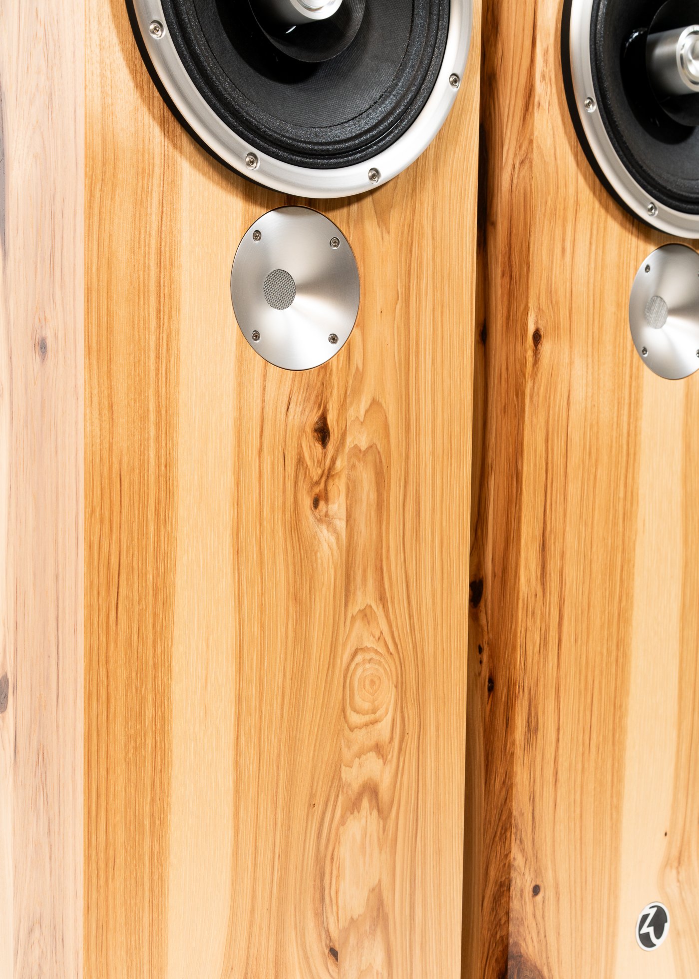 Closeup photo of Zu DW-6 (standard) finished in rustic hickory, matched pair - isometric view.