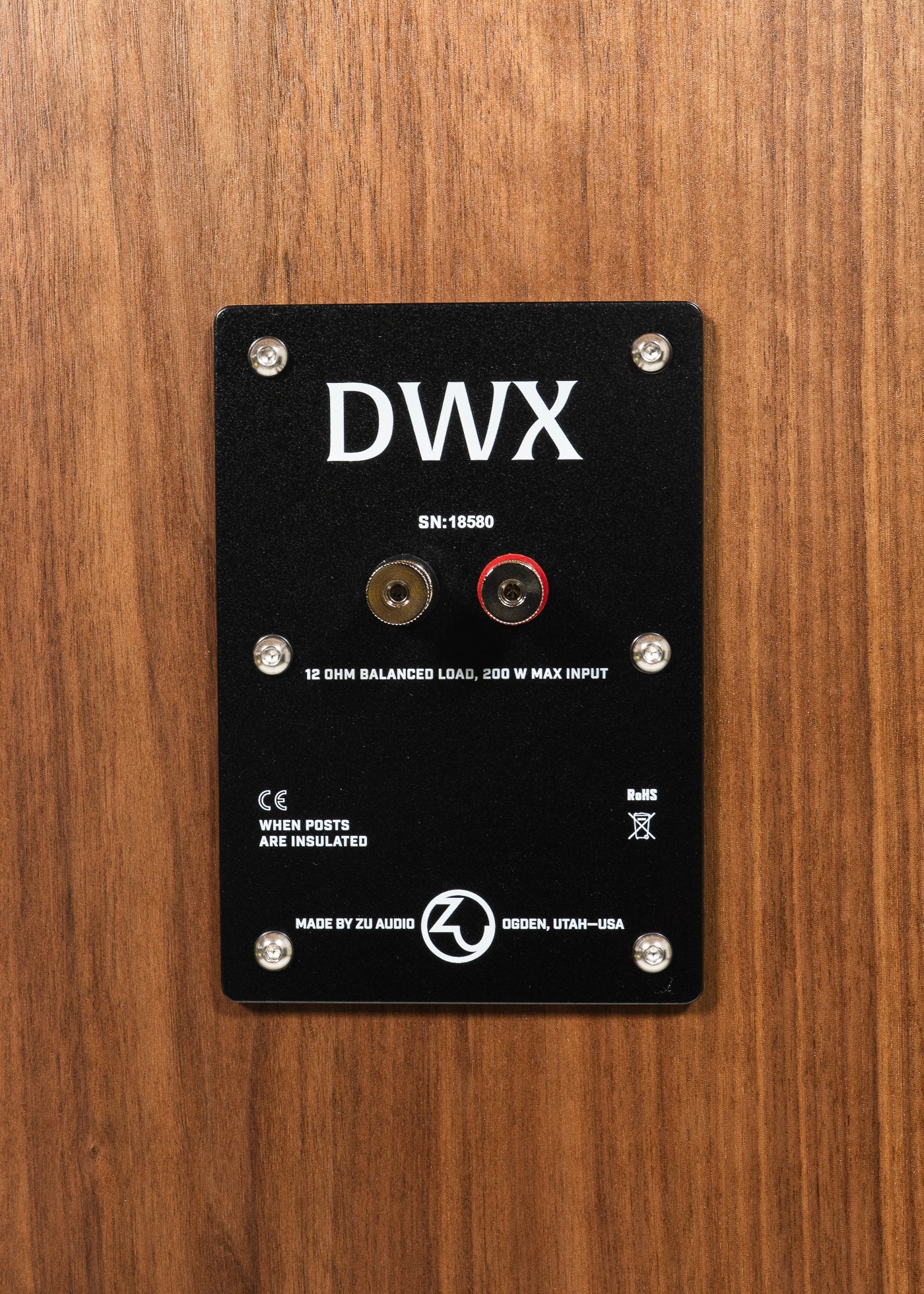 Nameplate photo of Zu DWX (standard) finished in American walnut.