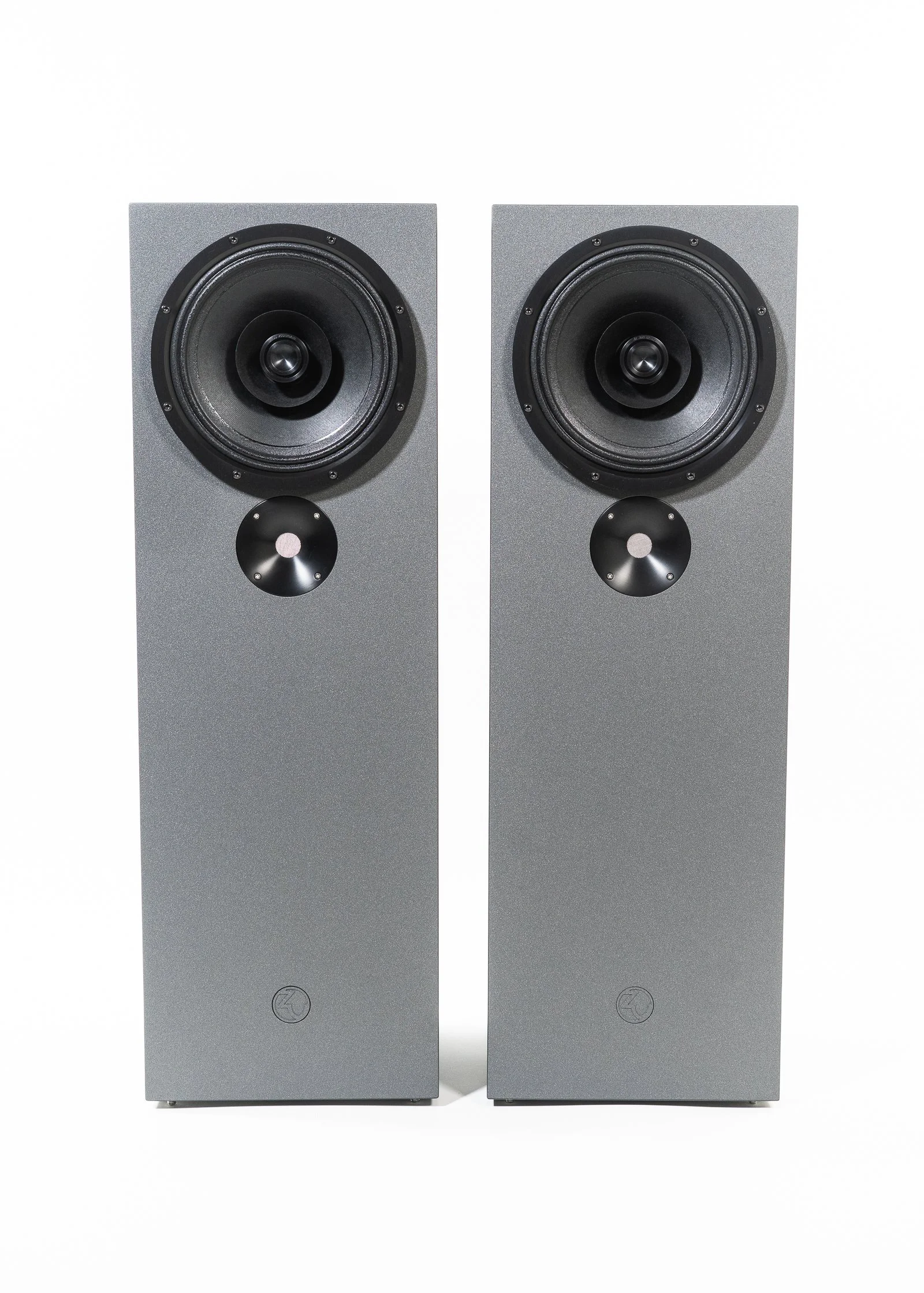 Photo of Zu Audio DW-6 Supreme finished cosmic carbon and black trim.