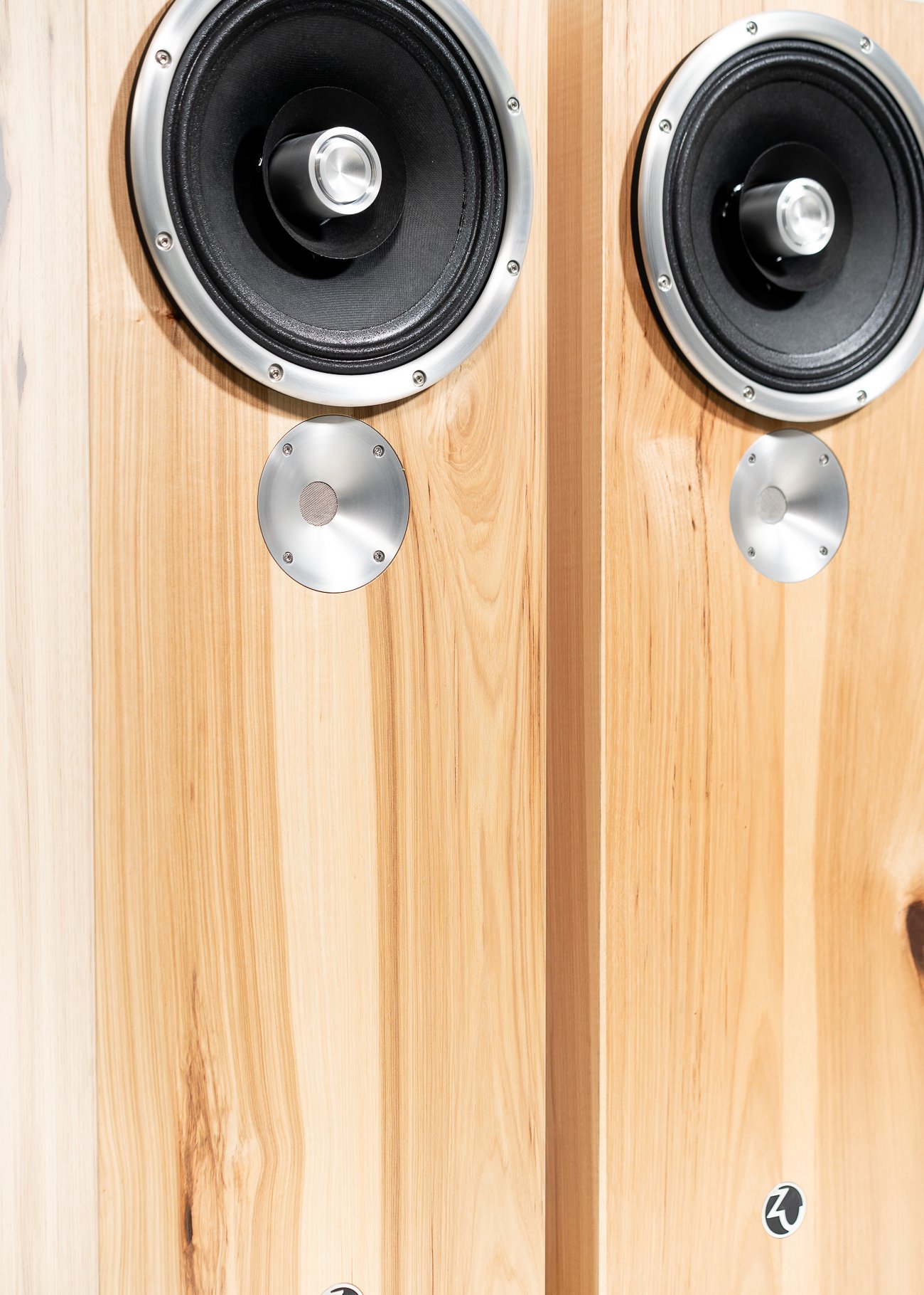 Isometric view closeup photo of Zu DW-6 finished in rustic hickory - matched pair.