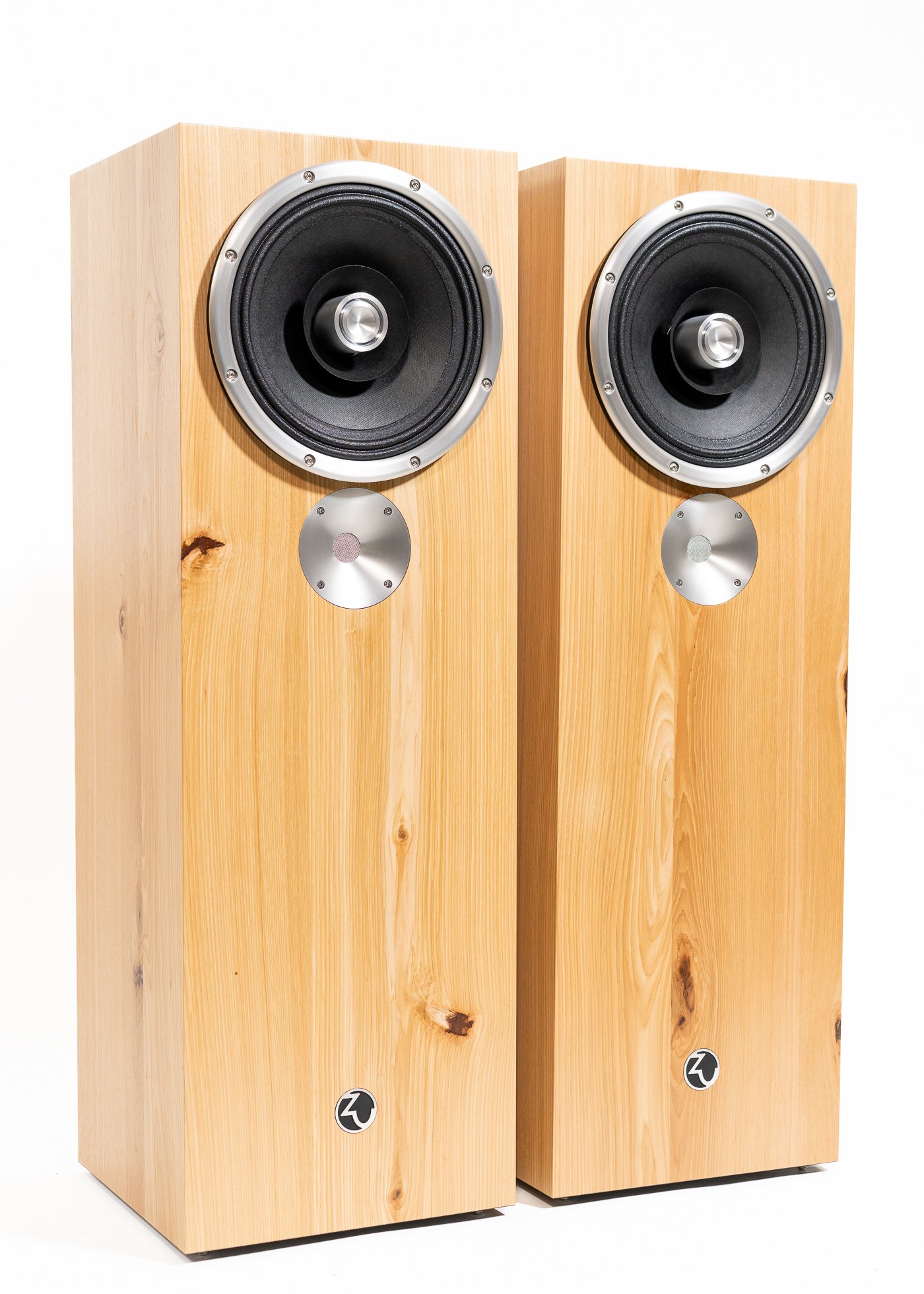 Isometric view photo of Zu DW-6 (standard) finished in rustic hickory and silver trim - matched pair.