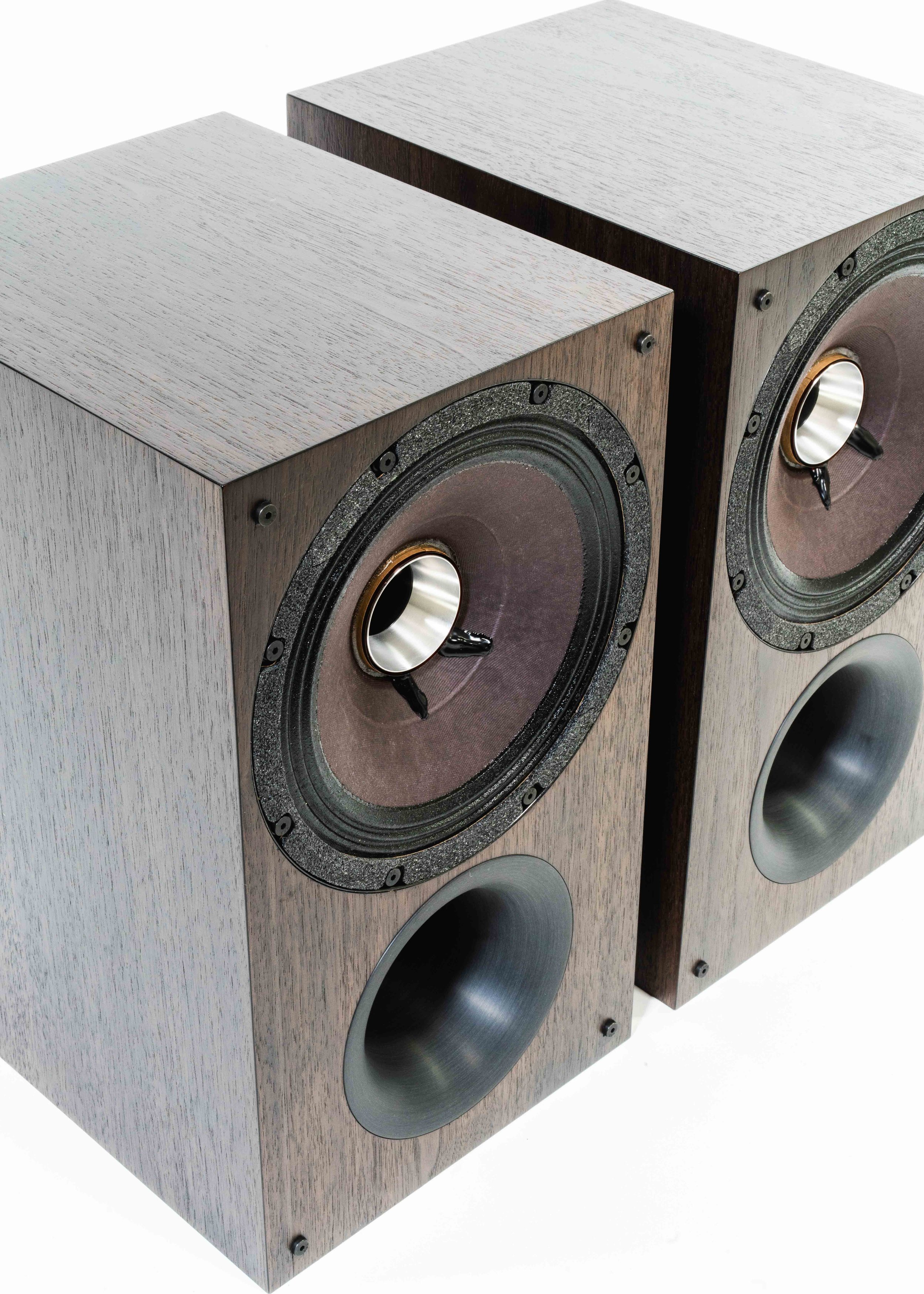 Closeup photo of Zu Method Bookshelf speakers finished in hand rubbed dark walnut.