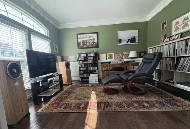 Zu DW6 speakers with Zu footers and tilted back slightly. Hegel H190 integrated amp with internal DAC and streamer, Polk PSW100 powered subwoofer, Fluance RT85 turntable with A/T AT-VM750xSH cartridge and Shibata MM cartridge, Parasound Zphono XRM MM