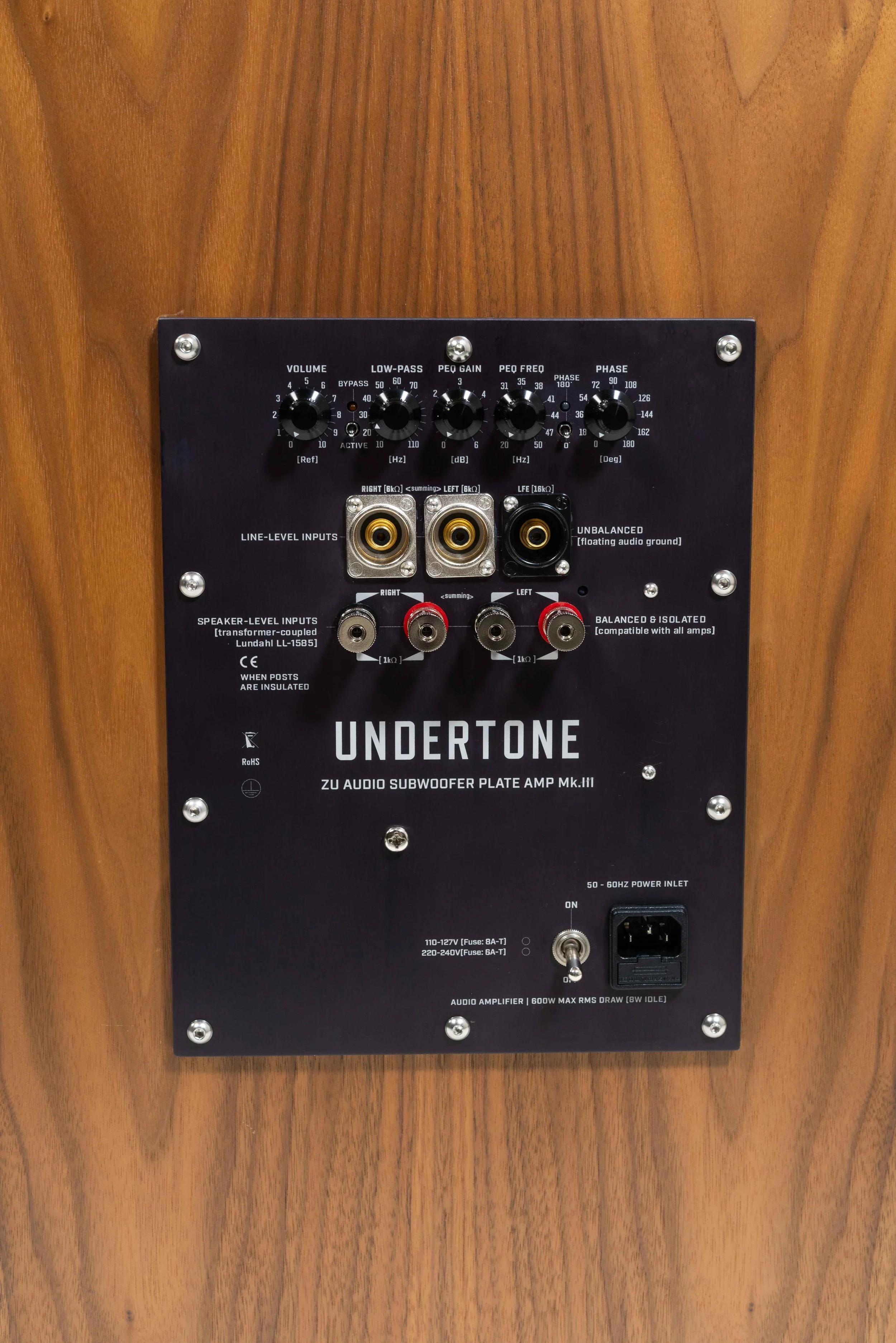Closeup photo of amplifier.