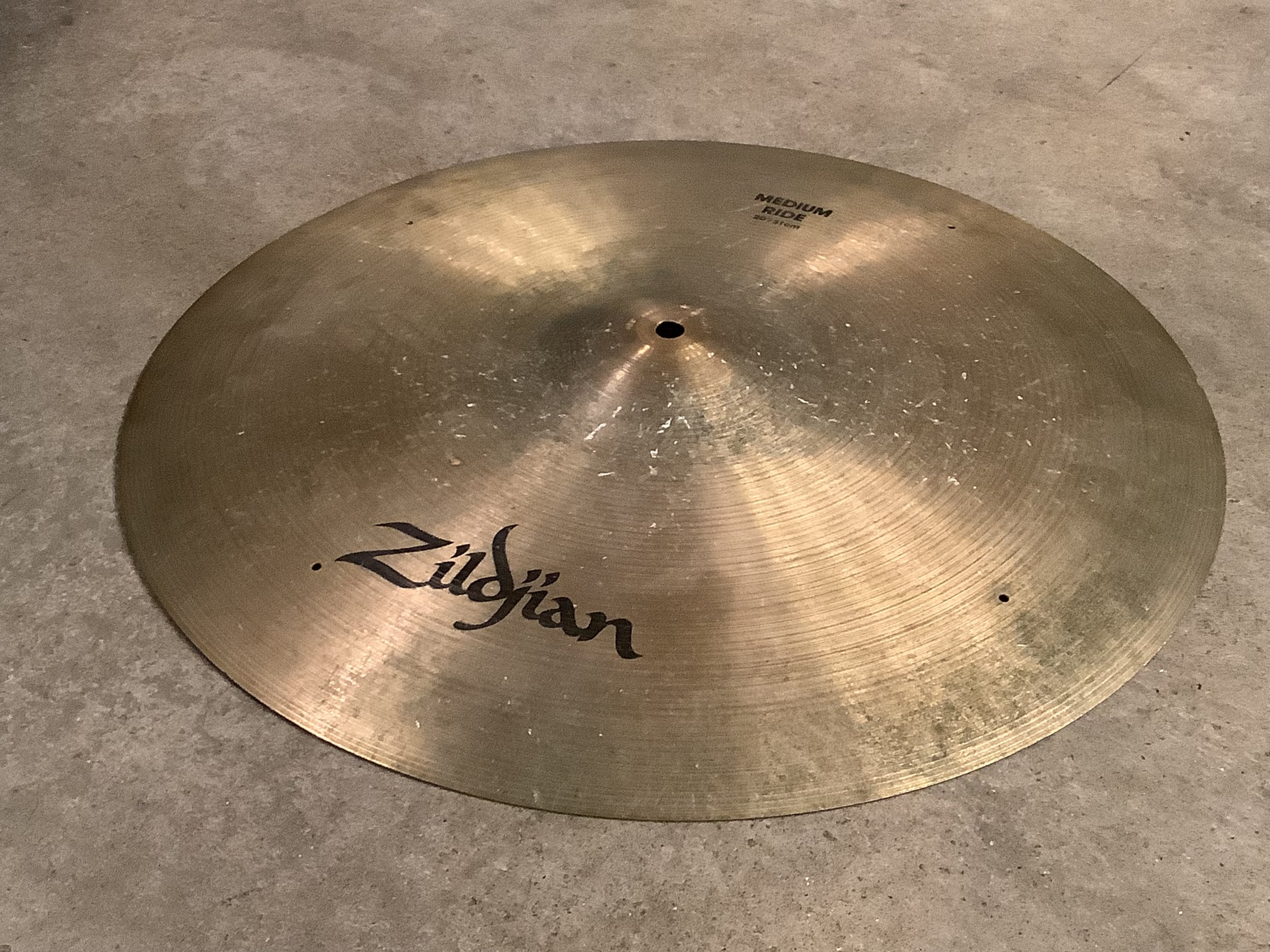 20 Zil A Med RIVag1.jpeg