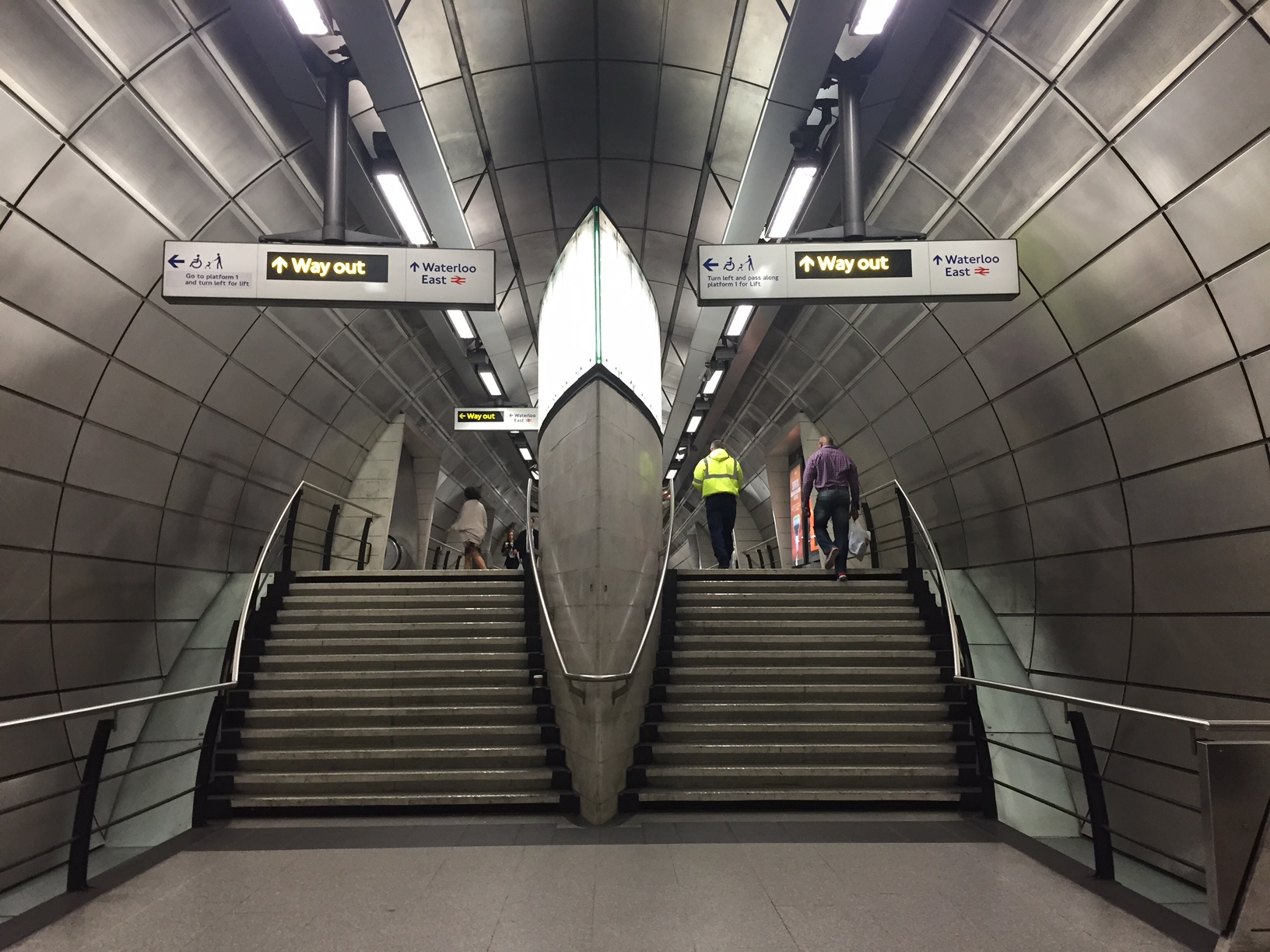  Southwark Station, London 