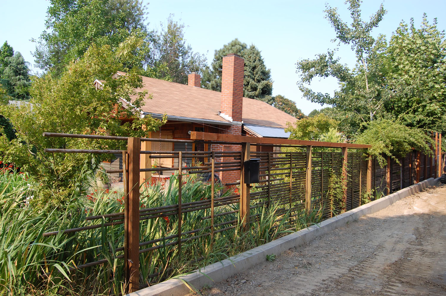 SE 14th Ave Exterior
