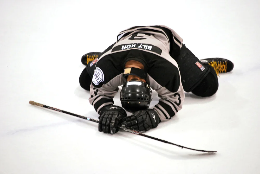 LES CZECHERS DÉTRÔNÉS A COUPS DE TOMAHAWK !!!