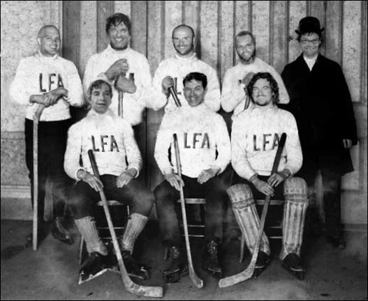  Membres fondateurs de la Ligue Fédérale des As et pionniers du nouveau visage du hockey adulte au Québec (photo montage Larry) 