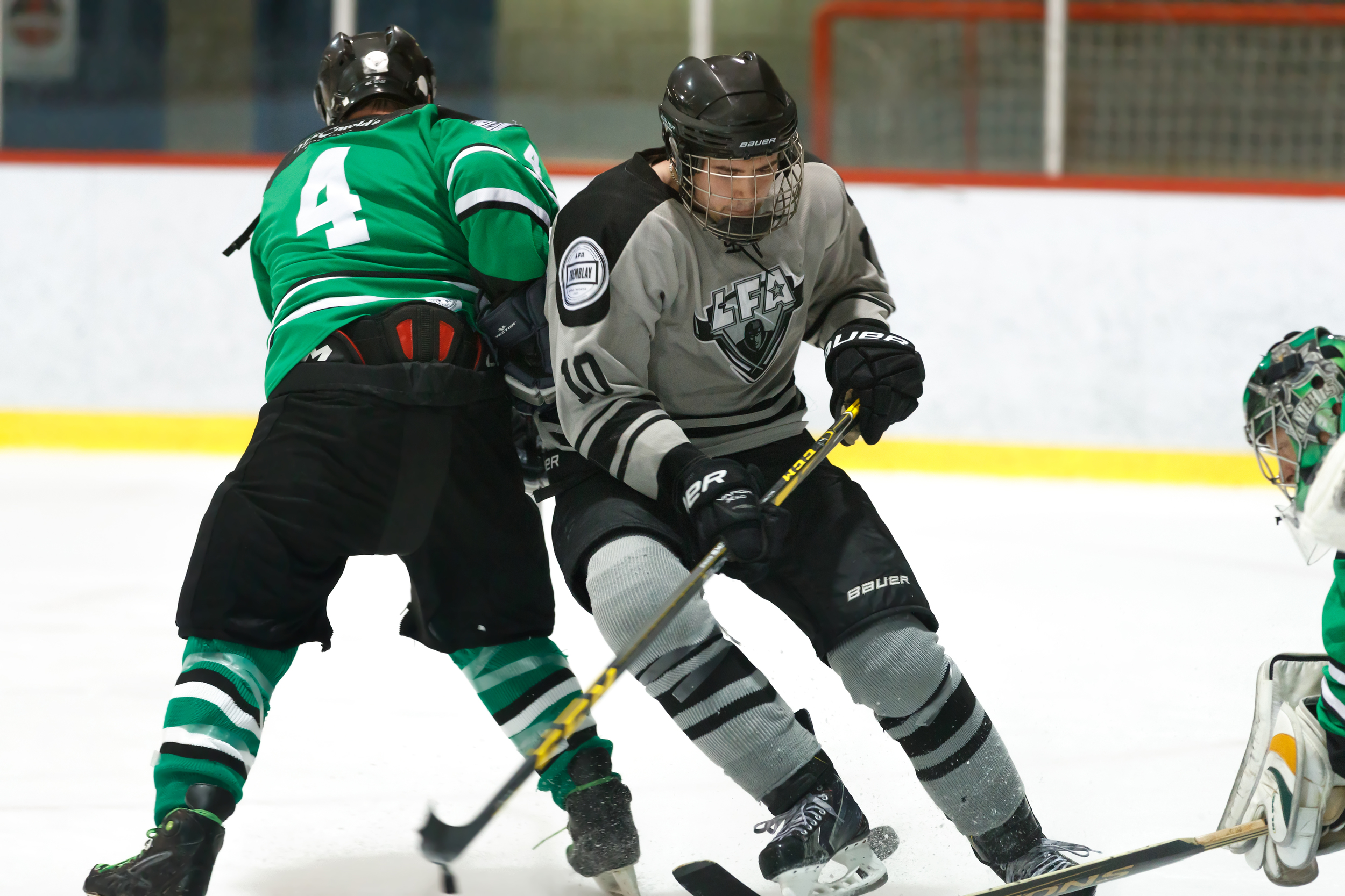 Le retour en force de STEPHANE SYNNOTT QUI A RÉCOLTÉ DEUX BUTS LORS DE LA RENCONTRE FACE AU SHAMROCKS est sans contre dit le point tournant des séries pour son équipe (Photo Alain Barabasy)
