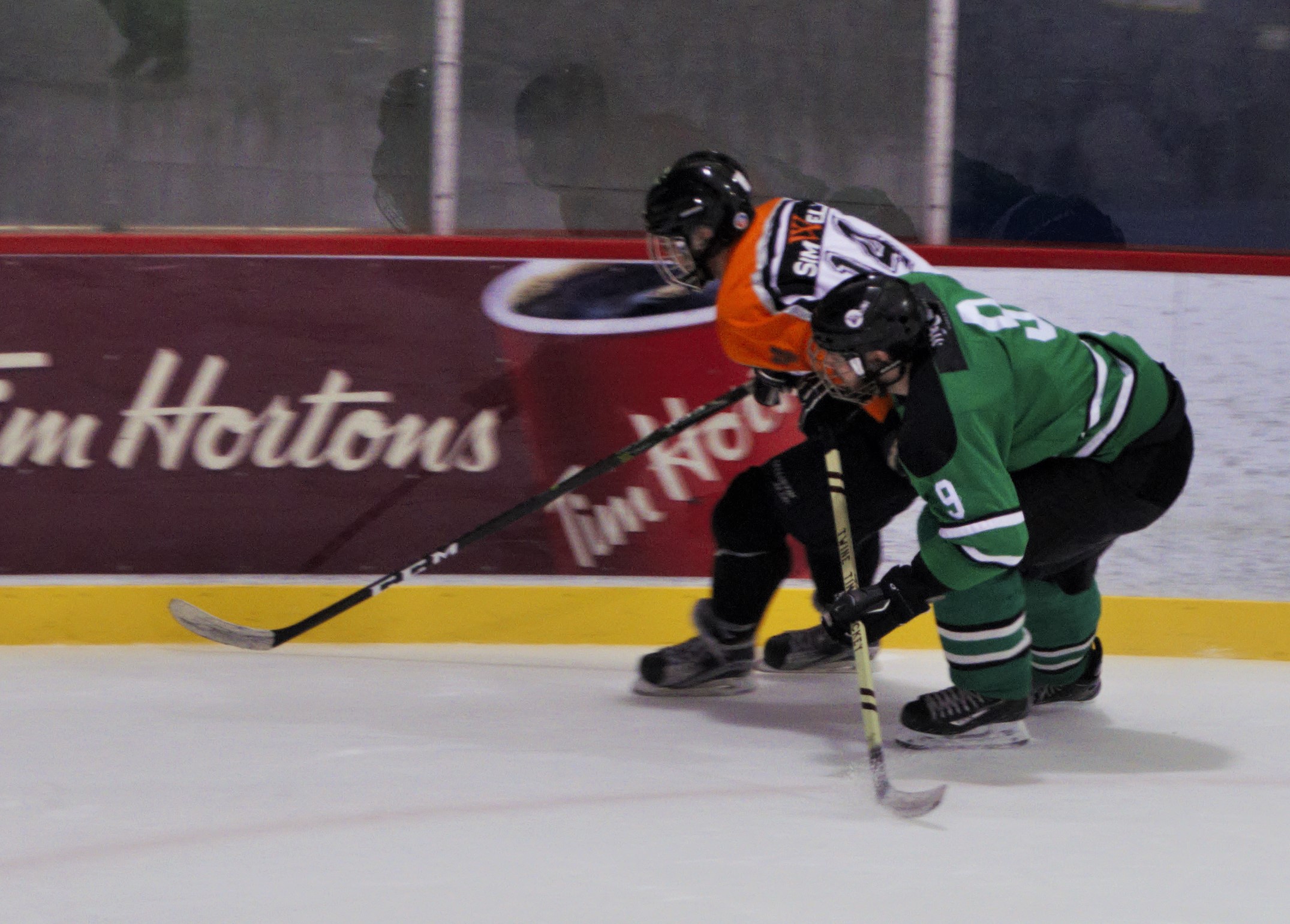 WE WILL BE WITNESS TO A REVANCHE MATCH OF SORTS ON SUNDAY EVENING AT 8.30 PM BETWEEN MEMBERS OF TWO TEAMS WHO TOOK PART IN LAST SPRINGS GRAND FINAL. THIS SUMMER HAVING CHANGED JERSEYS AND NOW PLAYING WITH THE SIMWELL TORPEDEOS AND MCCAROL'S PUB SHAMROCKS (PHOTO LISETTE NEPVEU)