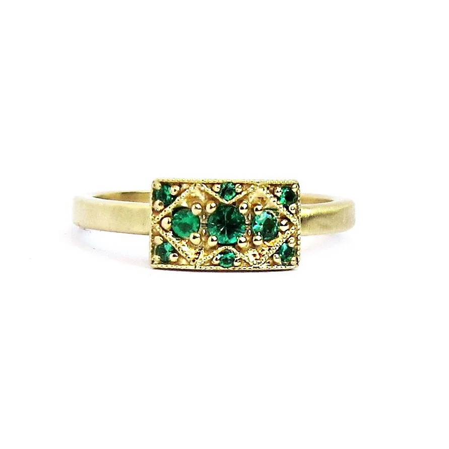 Sidari_Emeralds_18kYellowGold_Ring.JPG