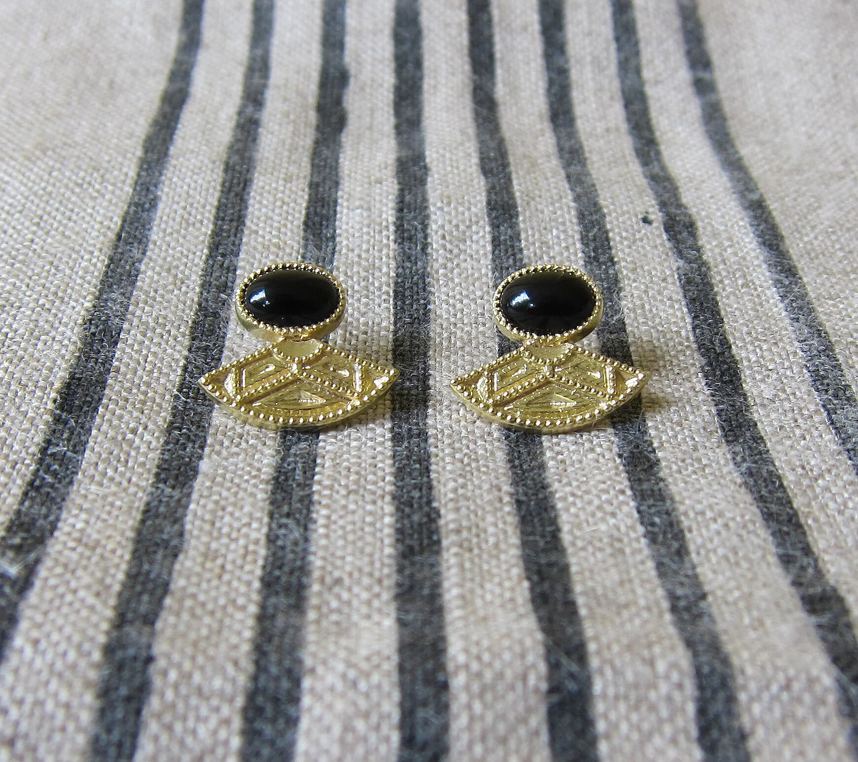 Onyx and 18k Gold Fan Earrings — Quercus Raleigh Custom