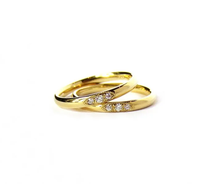 18k Gold Diamond Coracle Wedding Ring — Quercus Raleigh Custom  Engagement Rings