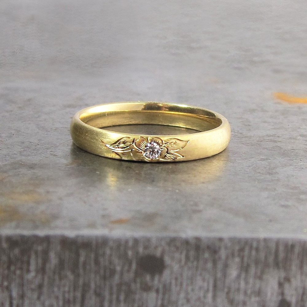 leer verontreiniging bibliotheek Engraved Diamond Blossom Stacking Ring — Quercus Raleigh Custom Engagement  Rings