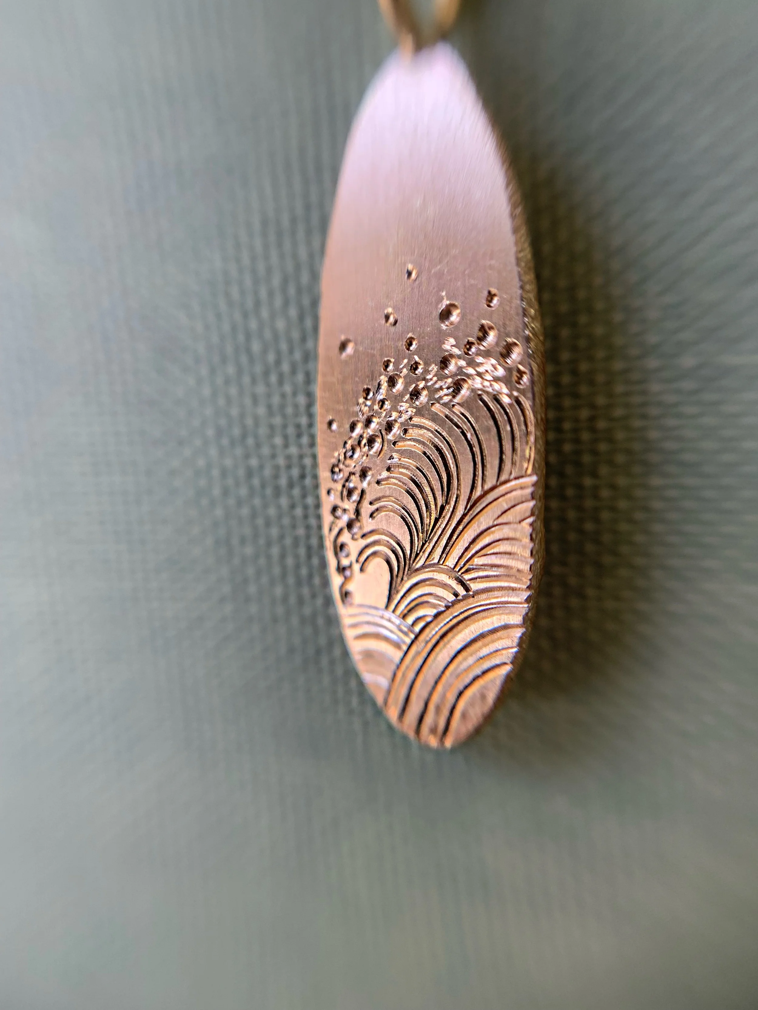 Hand-engraved-ocean-spray=necklace.JPG