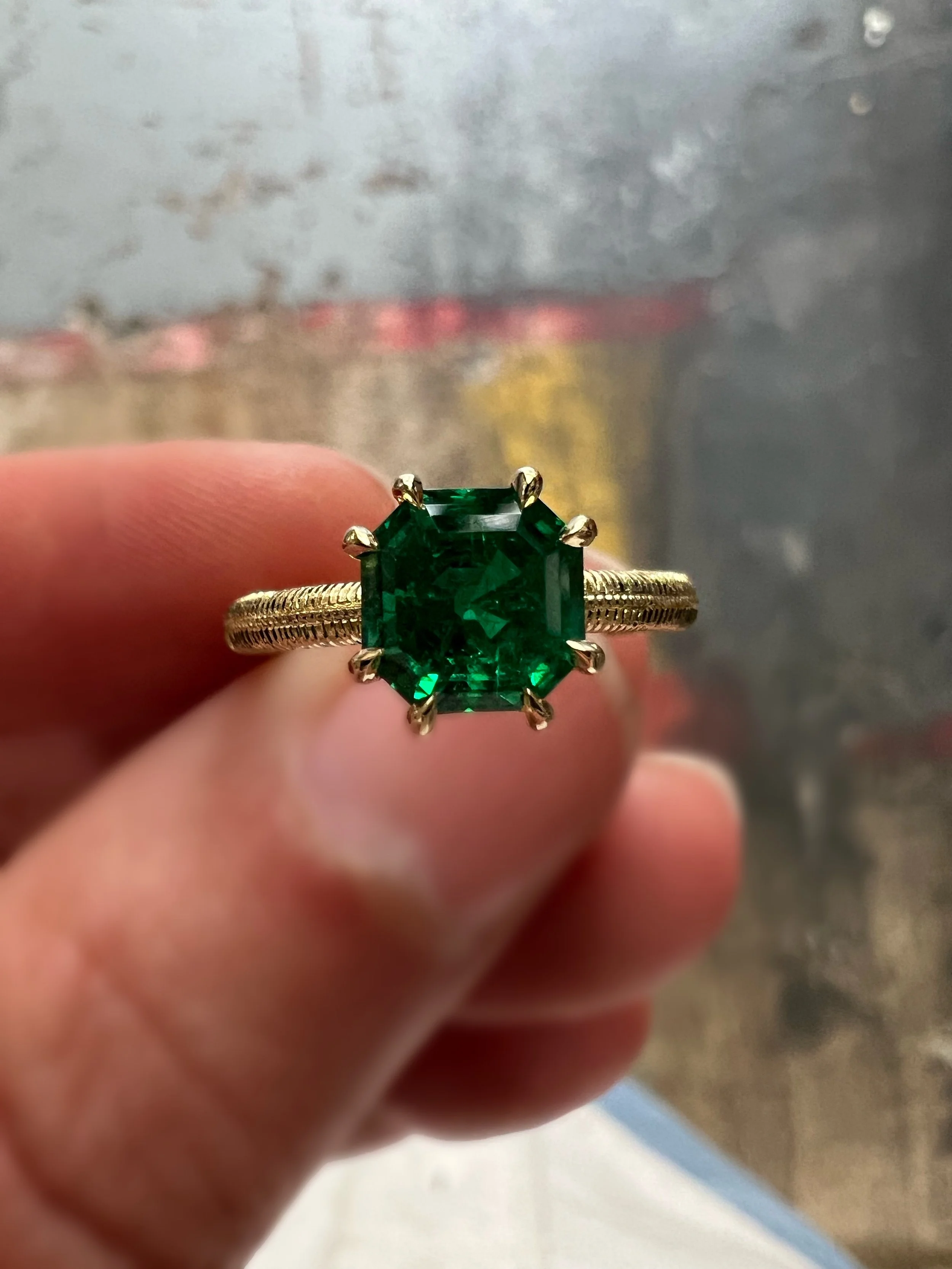 Colombian-emerald-enagagement-ring.JPG