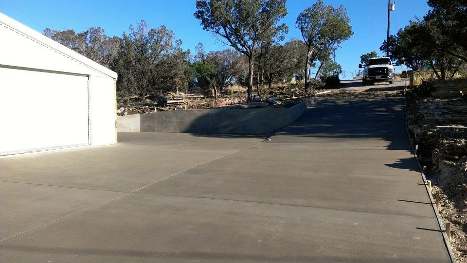 270866_589313717754917_276009291_n.jpg