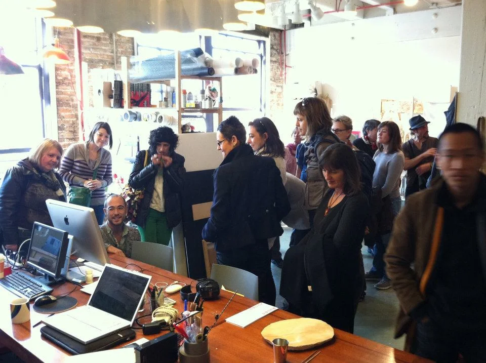 COMMUNITY ART TOURS