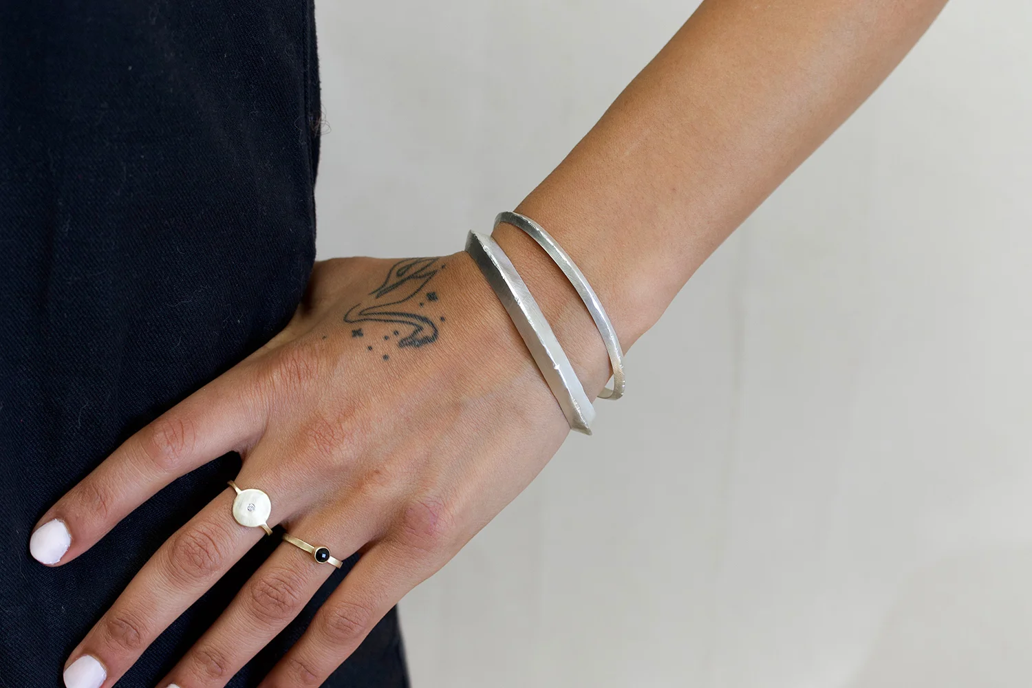 ridge cuffs on kelsi small.jpg