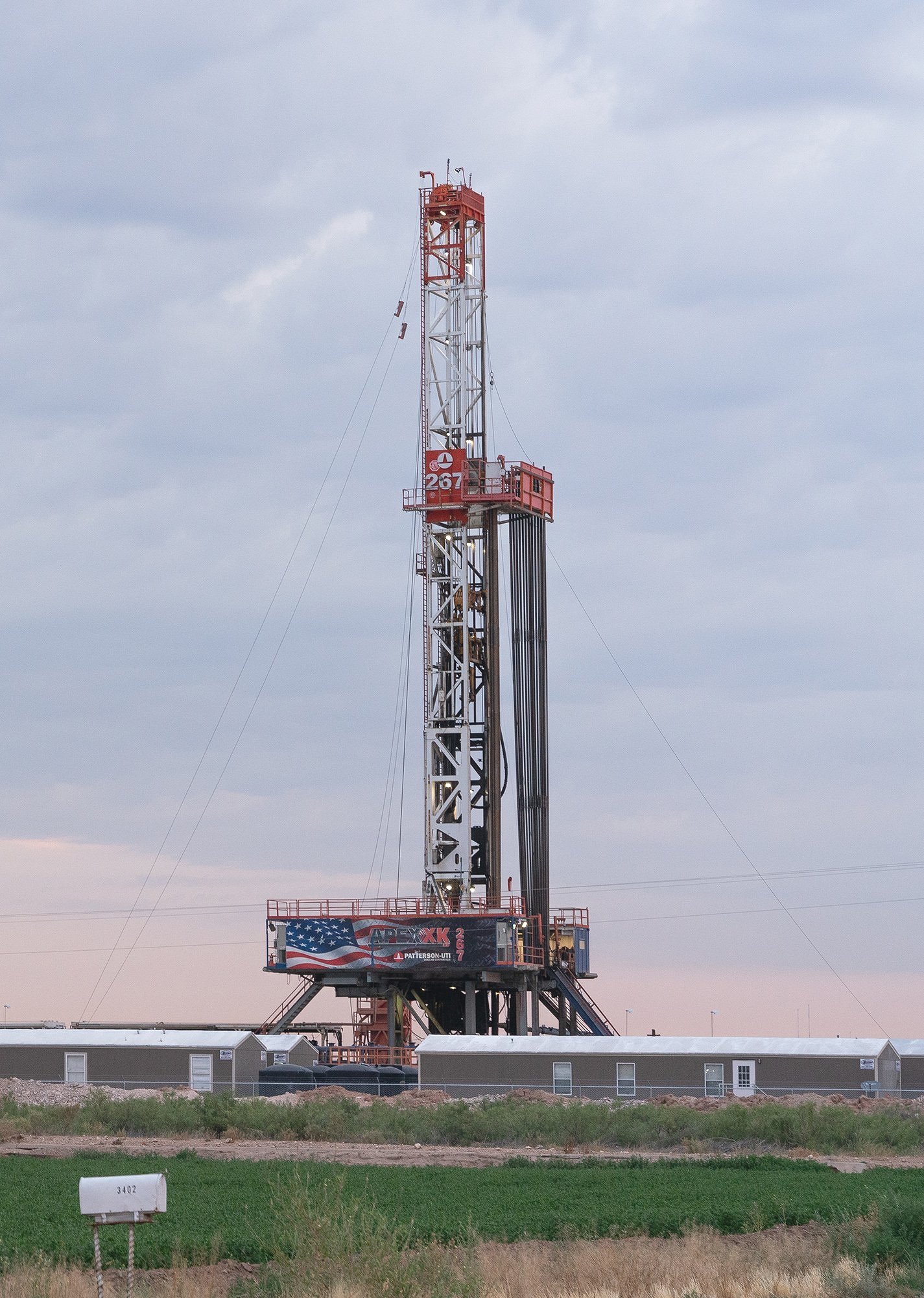 Drilling rig near Carlsbad, NM photographed for the Center for Biological Diversity