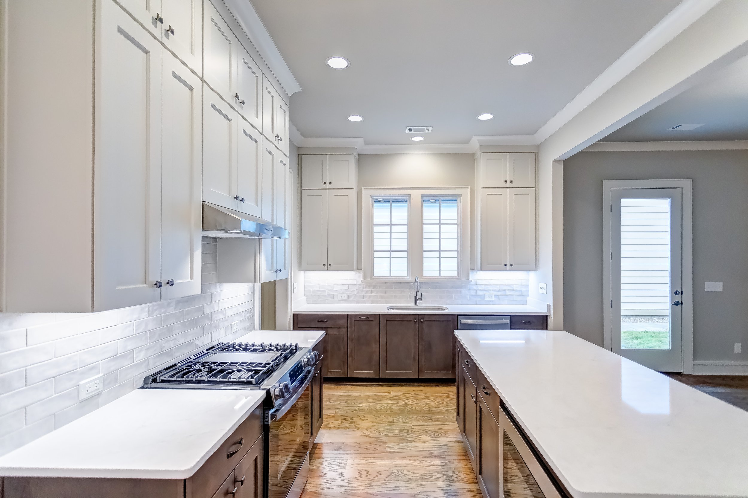 4549 BroadwickSt-061-20251030-0658And4more.jpg