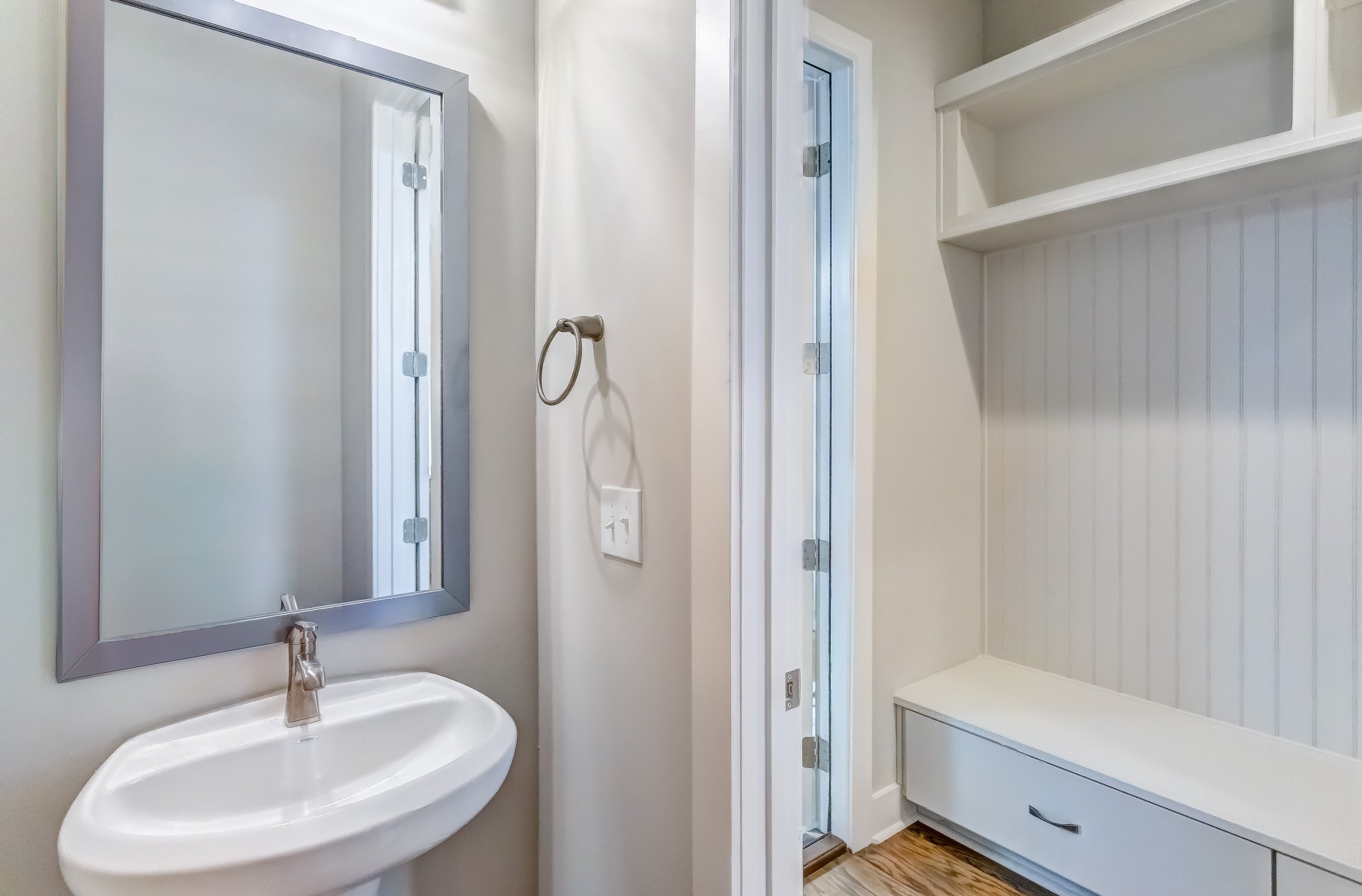 4549 BroadwickSt-106-20251030-0703And4more-Edit.jpg