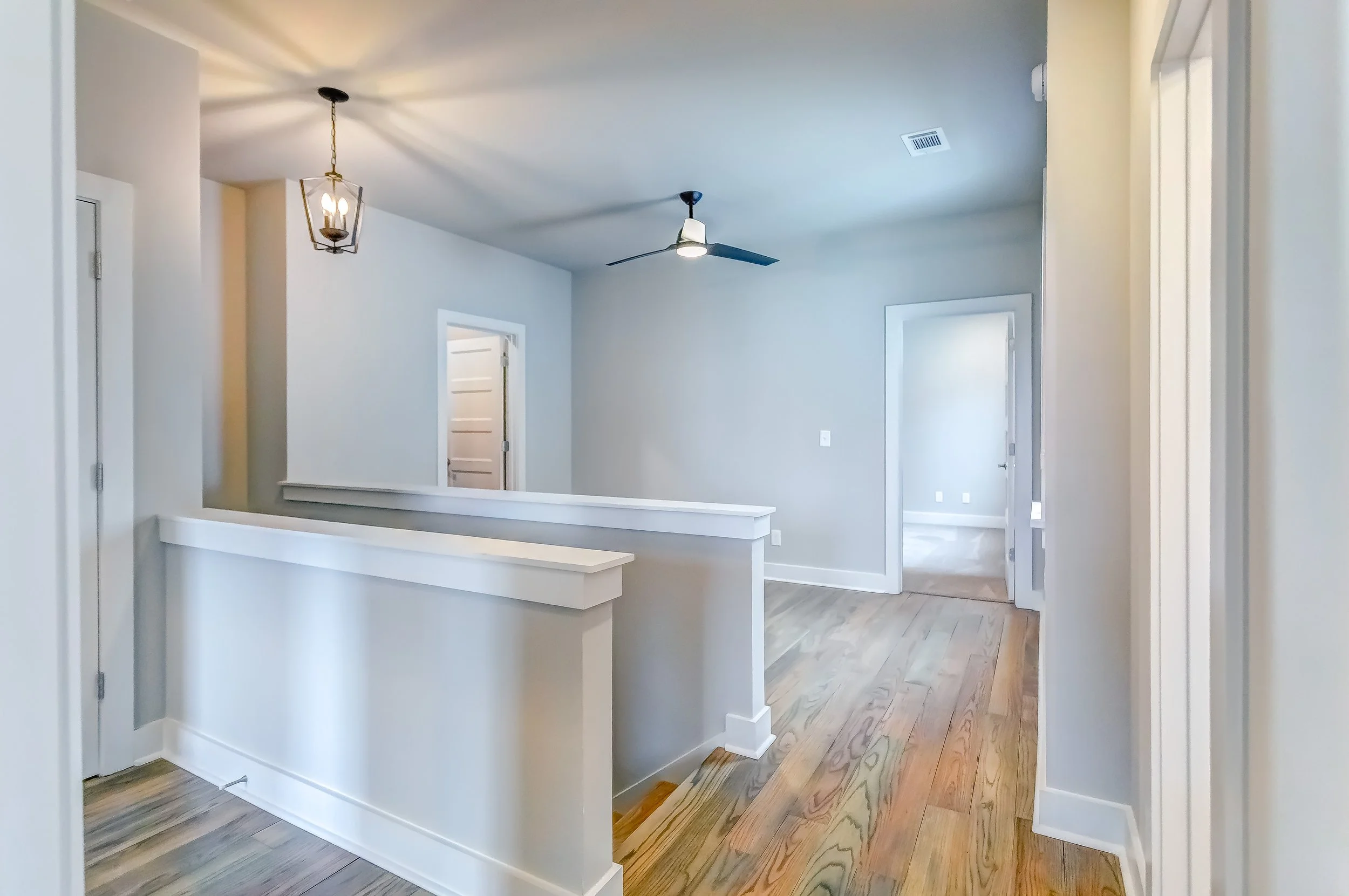 4549 BroadwickSt-191-20251030-0788And4more.jpg