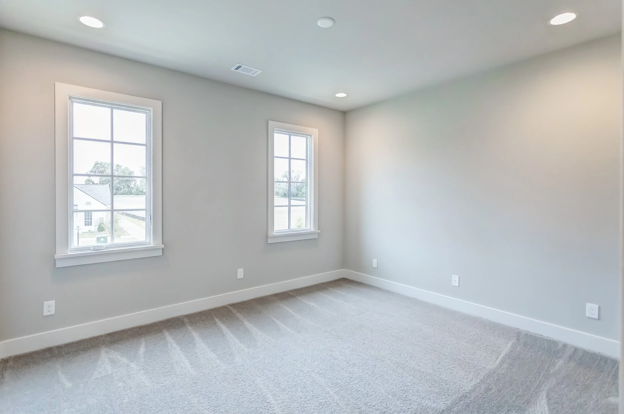 4549 BroadwickSt-196-20251030-0793And4more.jpg