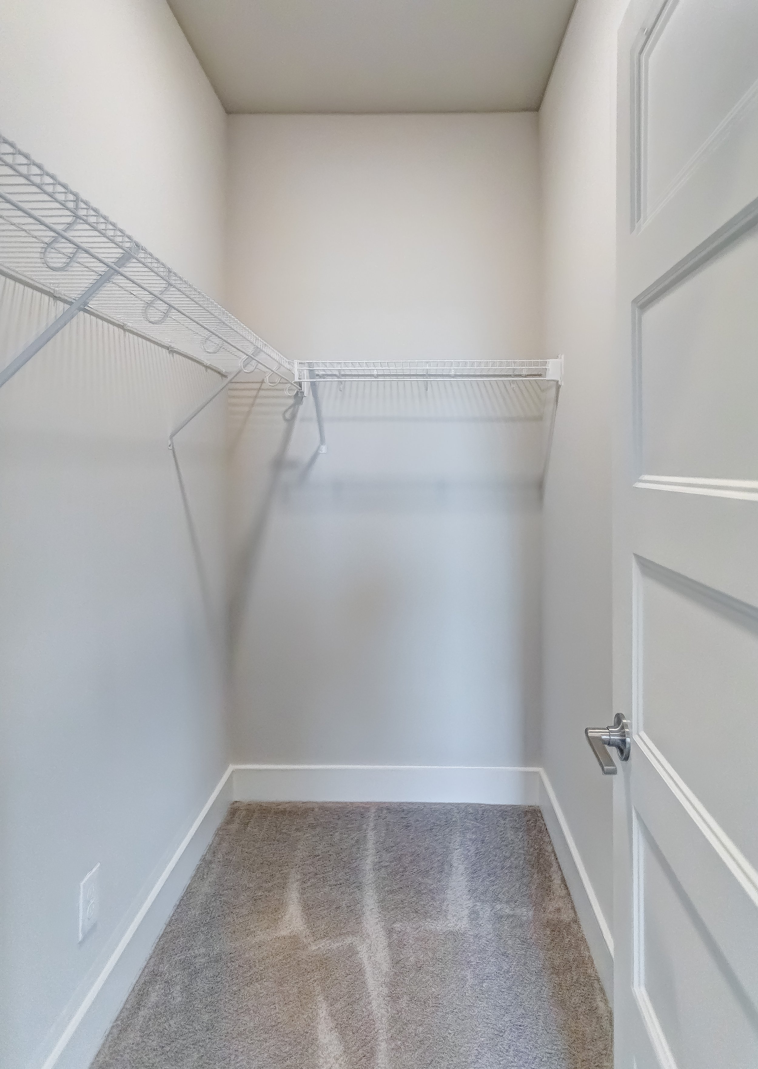 4549 BroadwickSt-206-20251030-0803And4more.jpg
