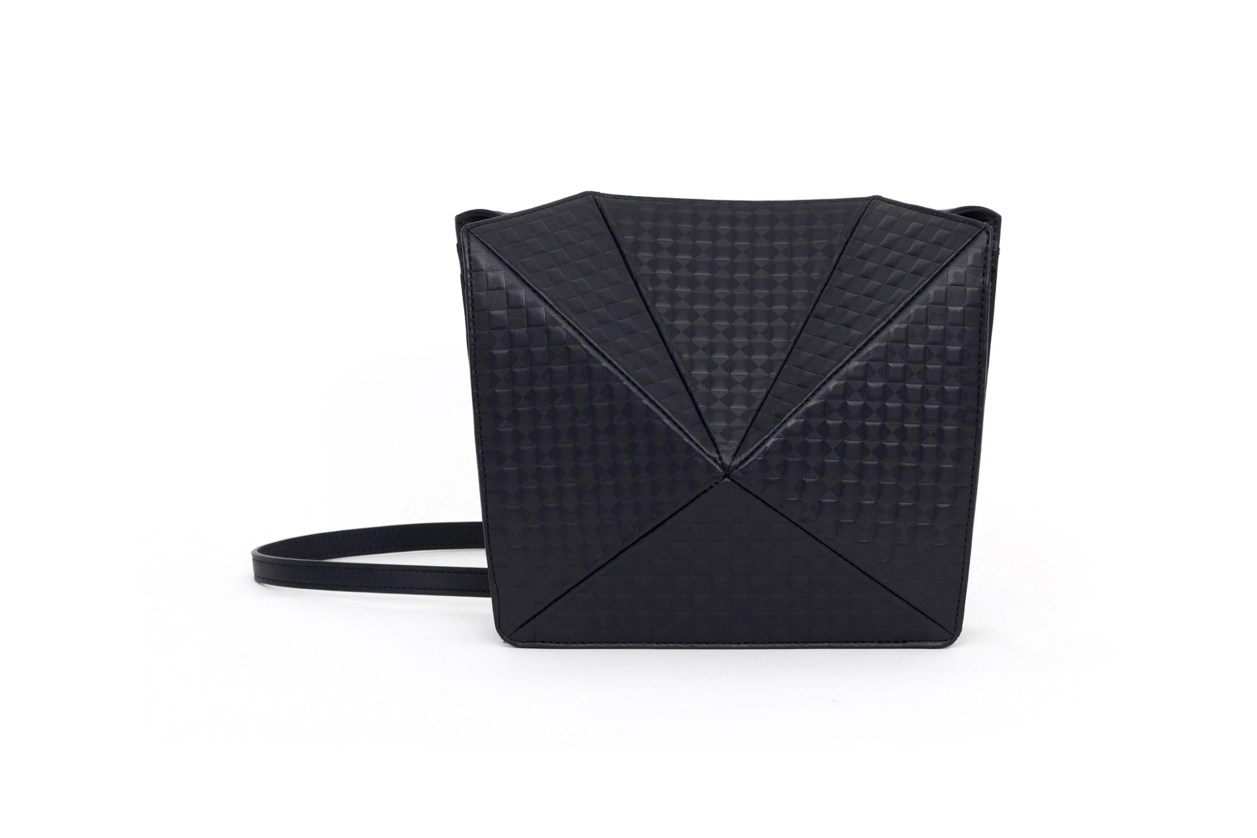 PrismClutch_Chequered_Bk_Front2.jpg