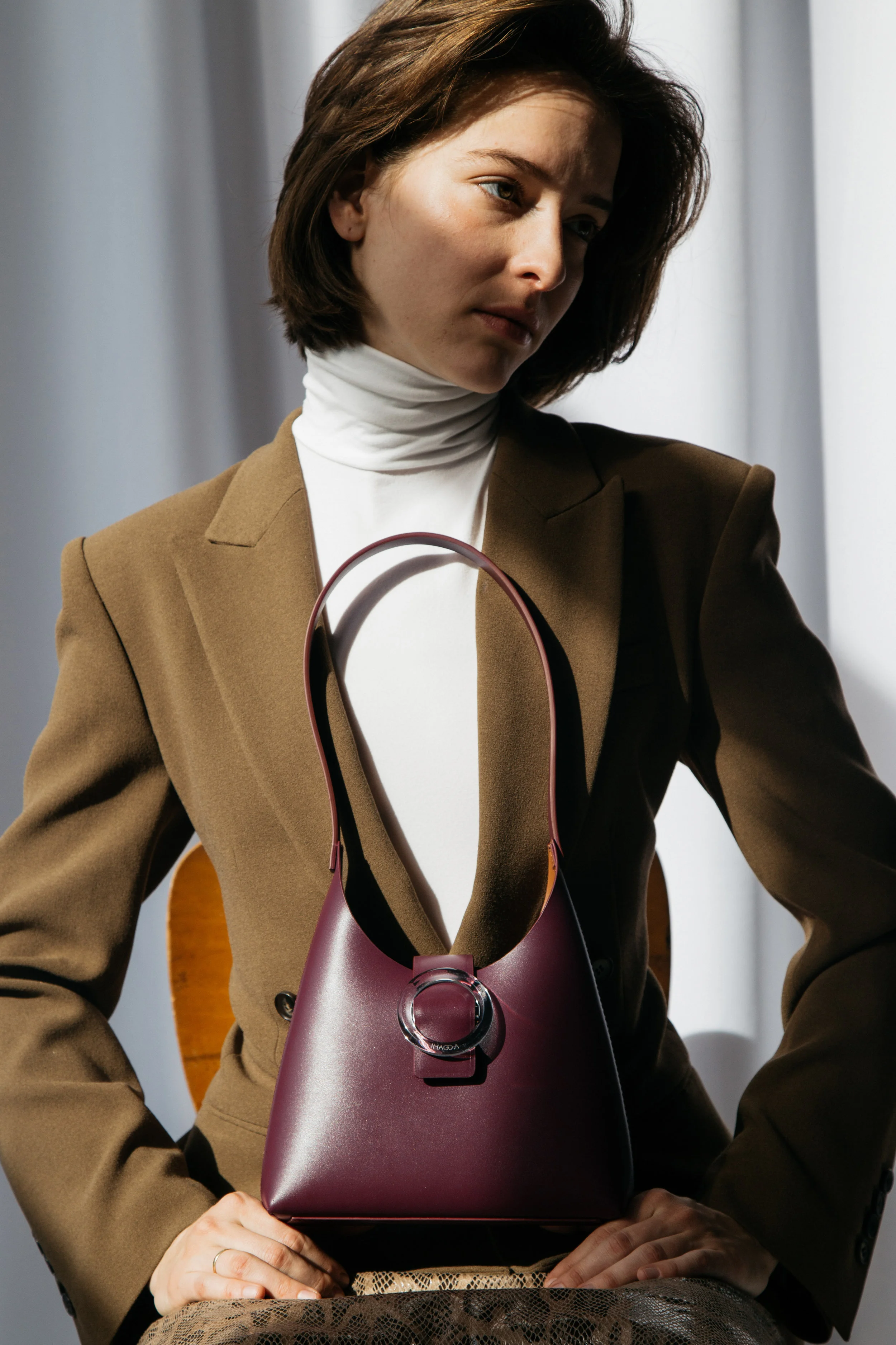 LuciteBuckleMini_Bordeaux_.jpg