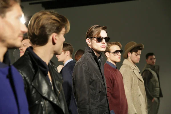 Hickey+Freeman+Sportswear+Presentation+Mercedes+ugRPDhjEca8l.jpg