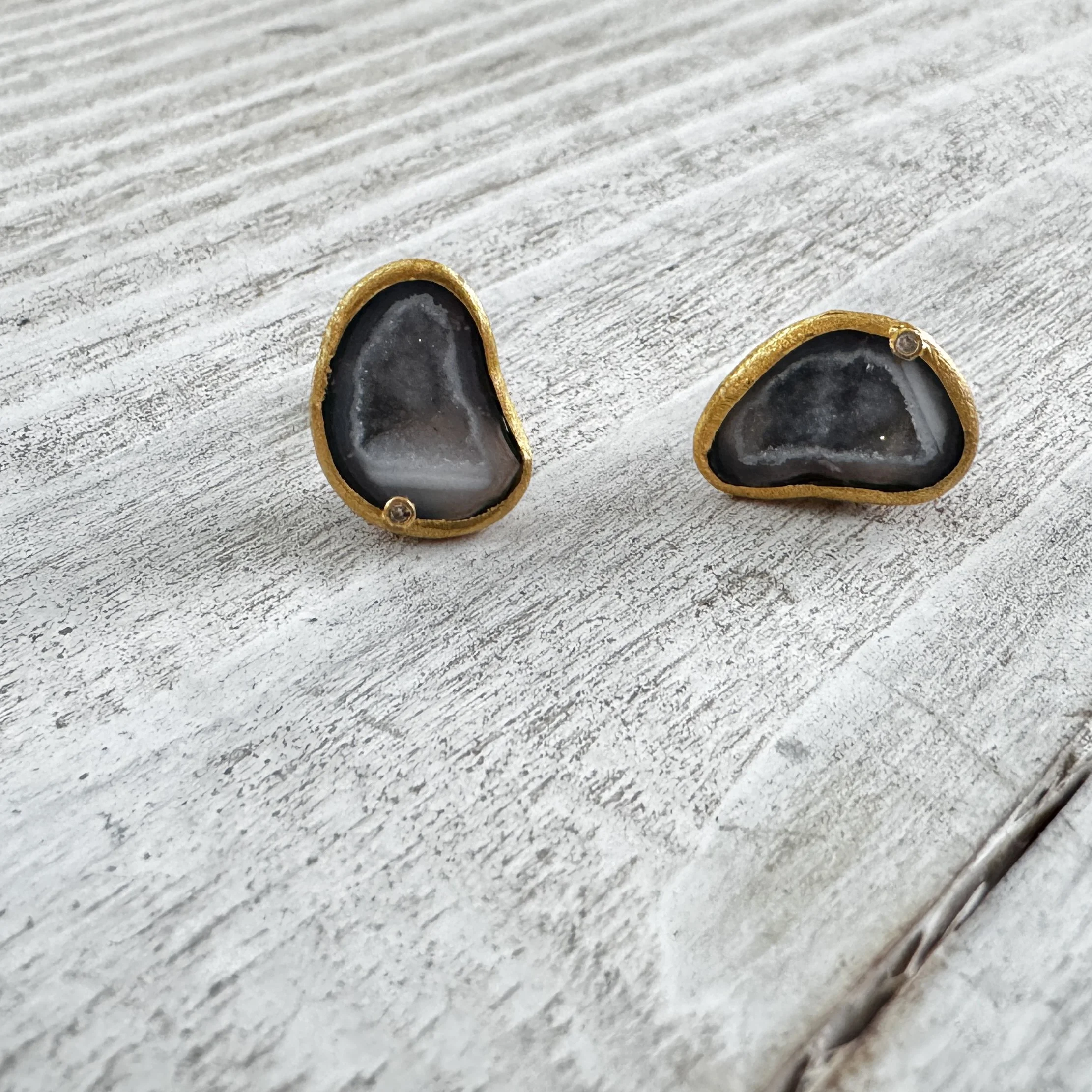 geode stud earrings