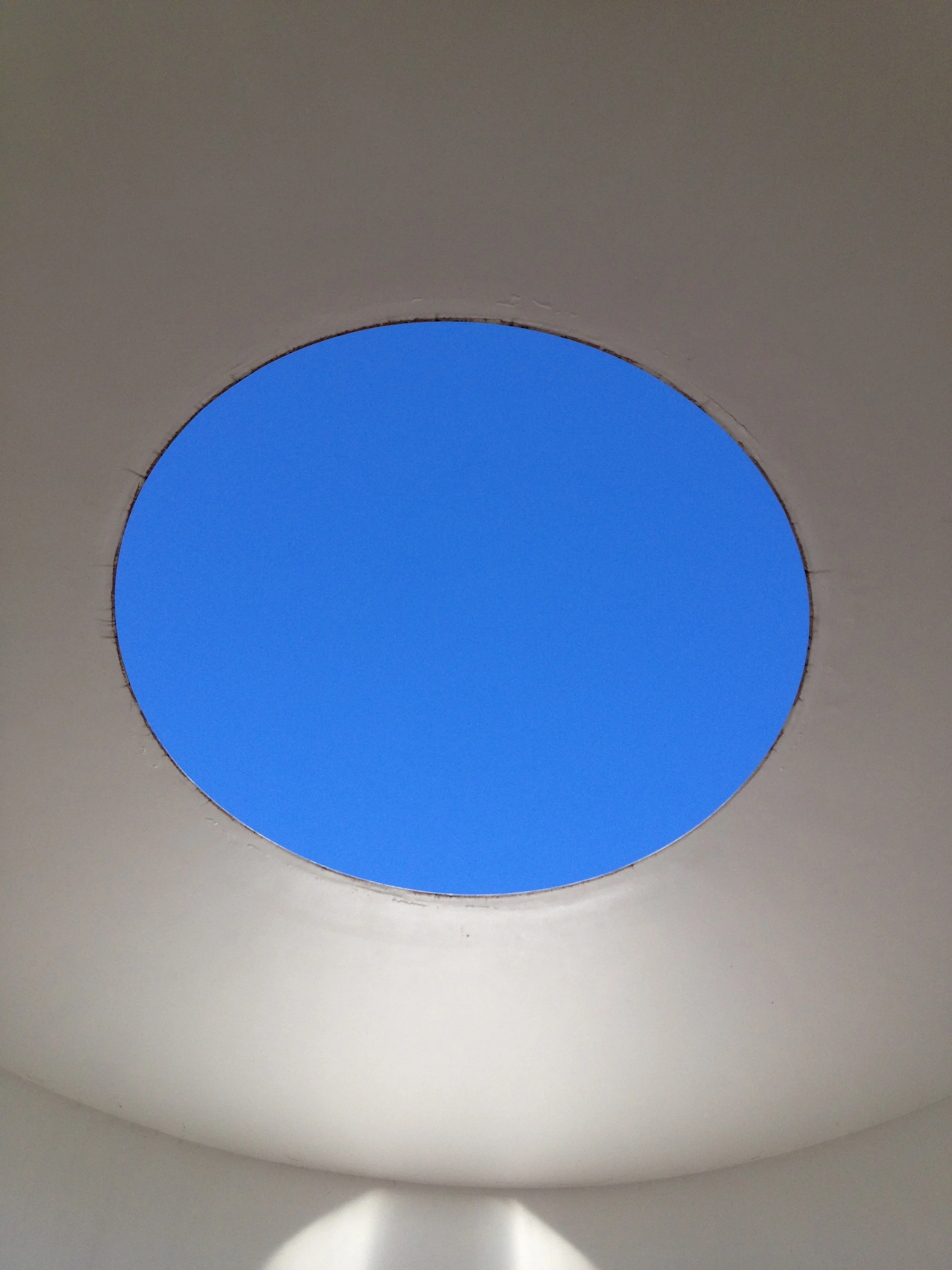 INTERIOR OF TURRELL'S LIGHT PIECE