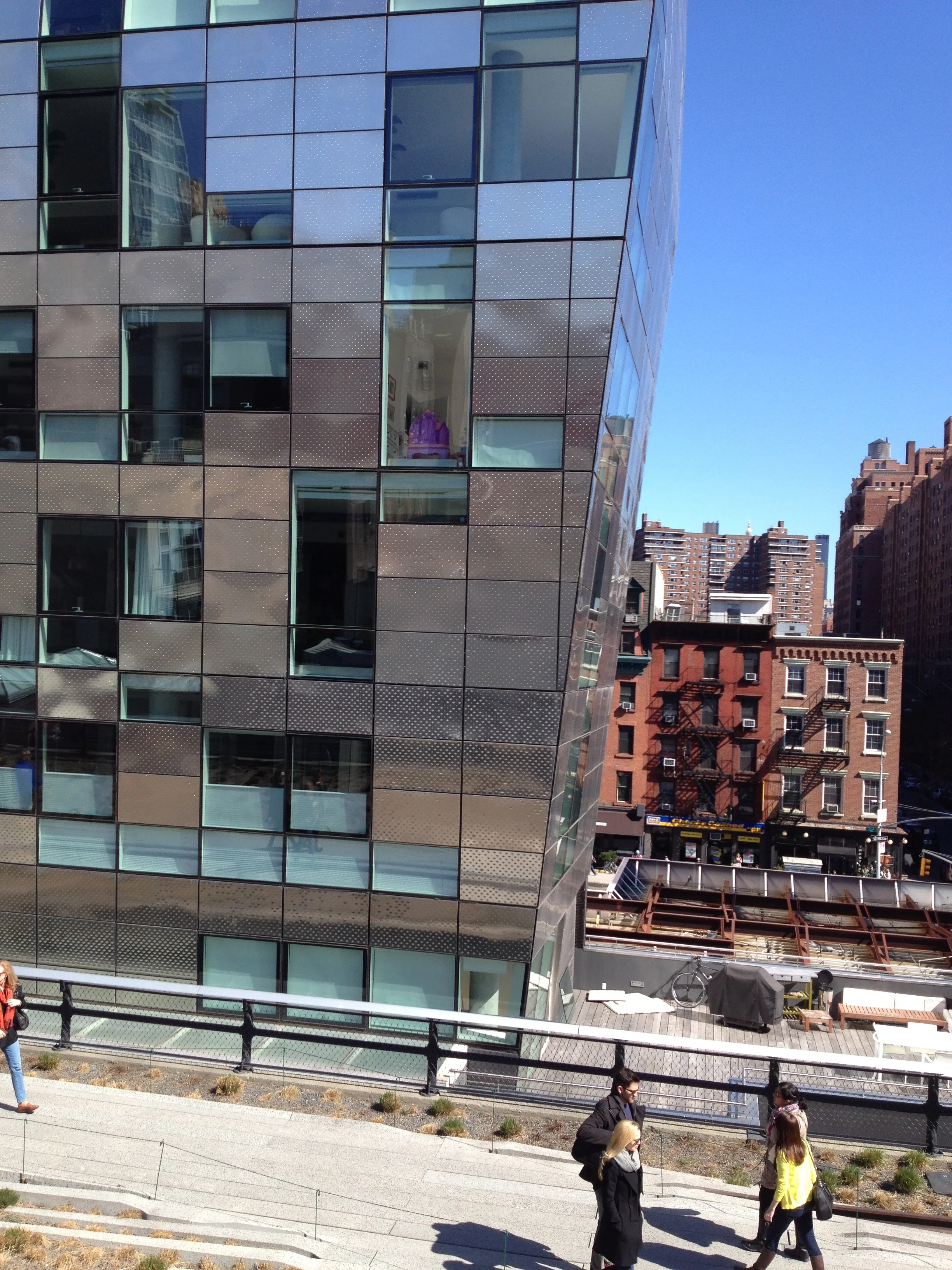 VIEW OF THE HIGH LINE NEW YORK CITY