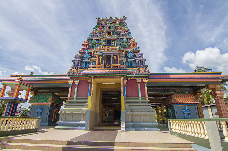 The Sri Siva Subramaniya Temple in Nadi, Fiji, is the largest Hindu Temple in the Southern Hemisphere. (Photocredit: Maksym Kozlenko Wikimedia Commons)
