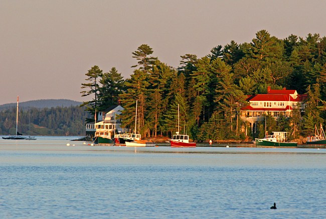 A view of Blue Hill Bay (Photo Credit: WikiImages)