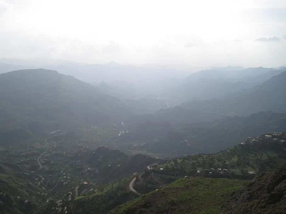 The other beautiful valley... (Click for bigger.)