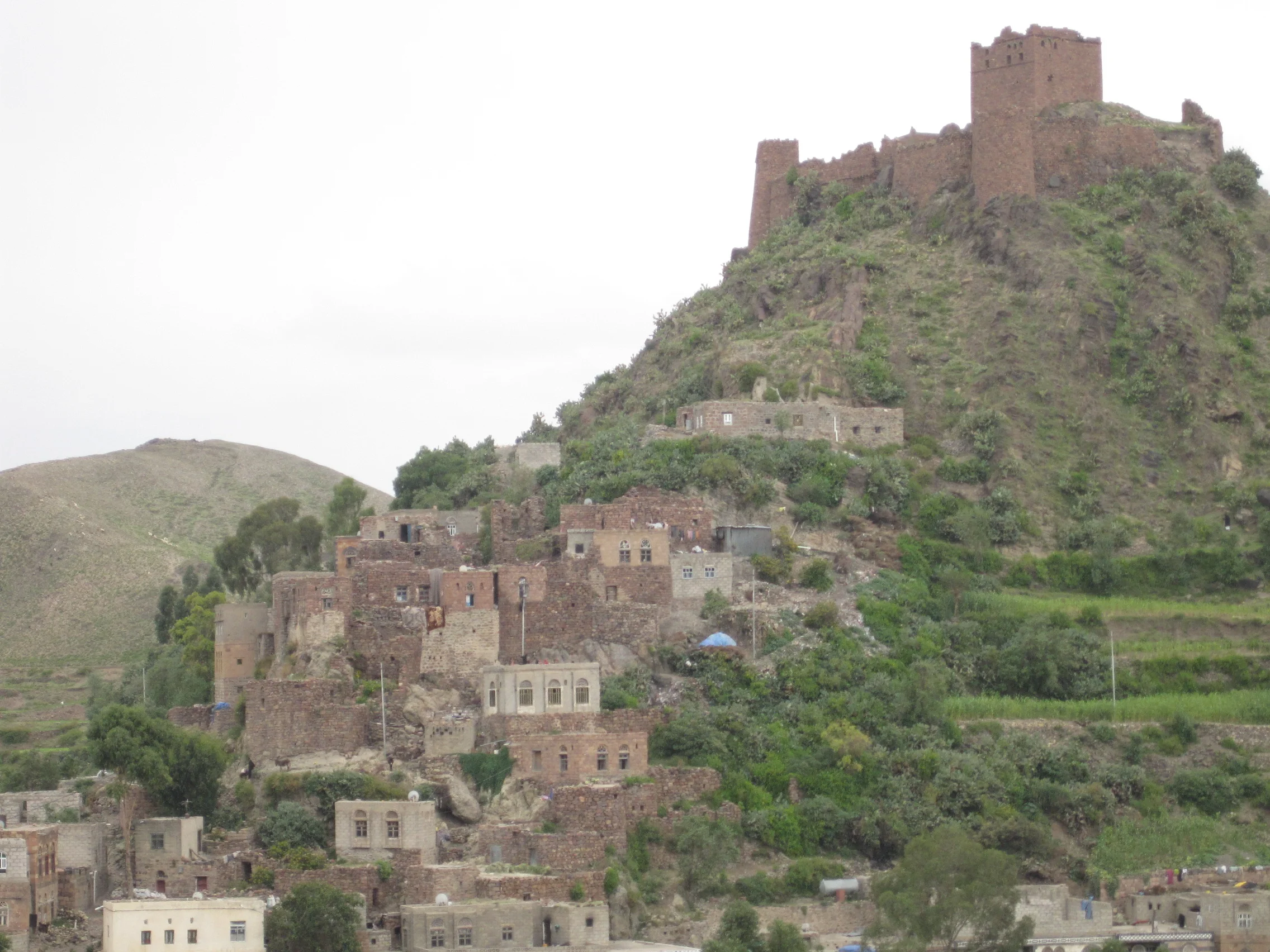 Castle along the road from Sana'a to Ibb