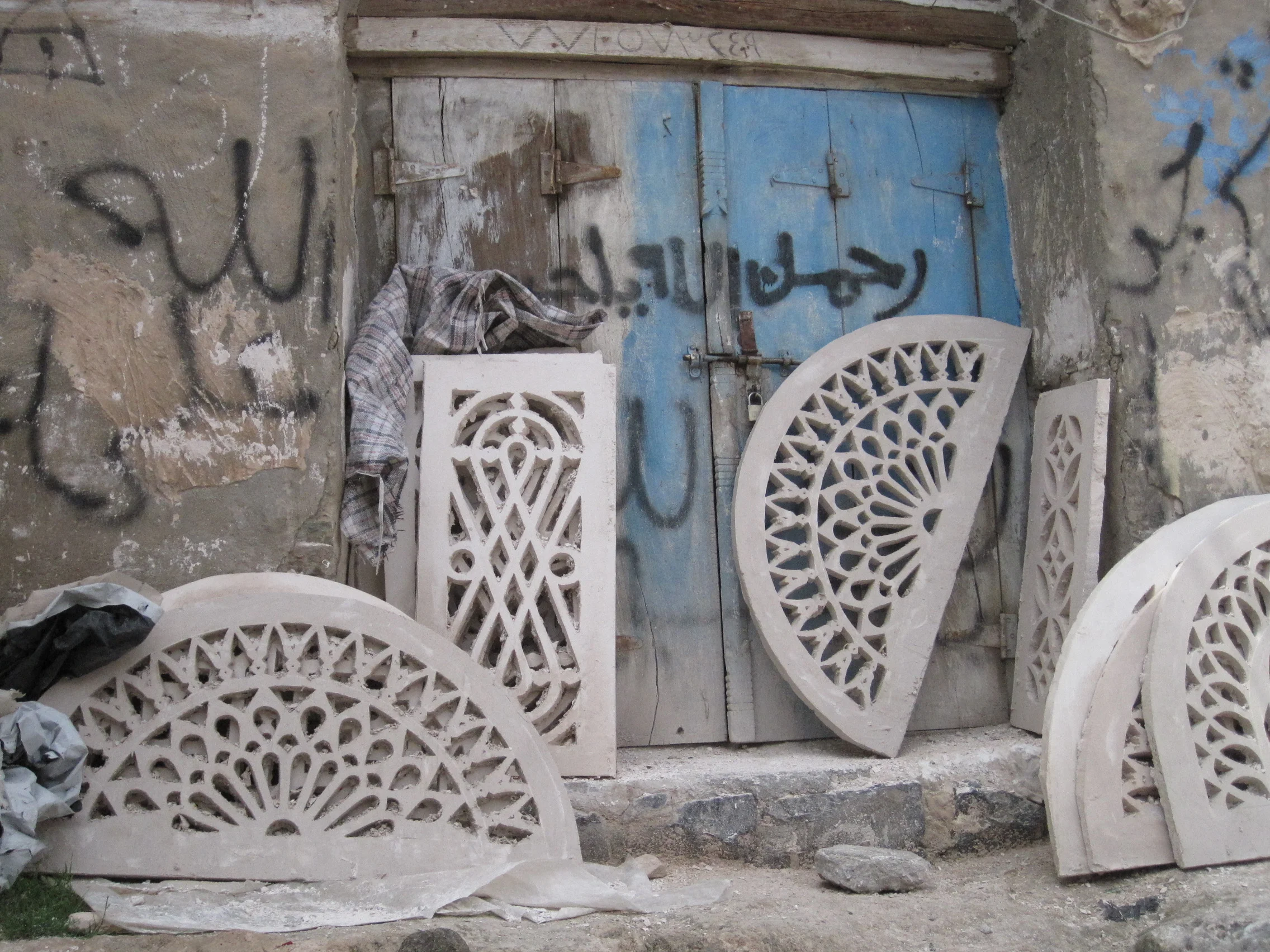 Typical Yemeni windows (without the colored glass)