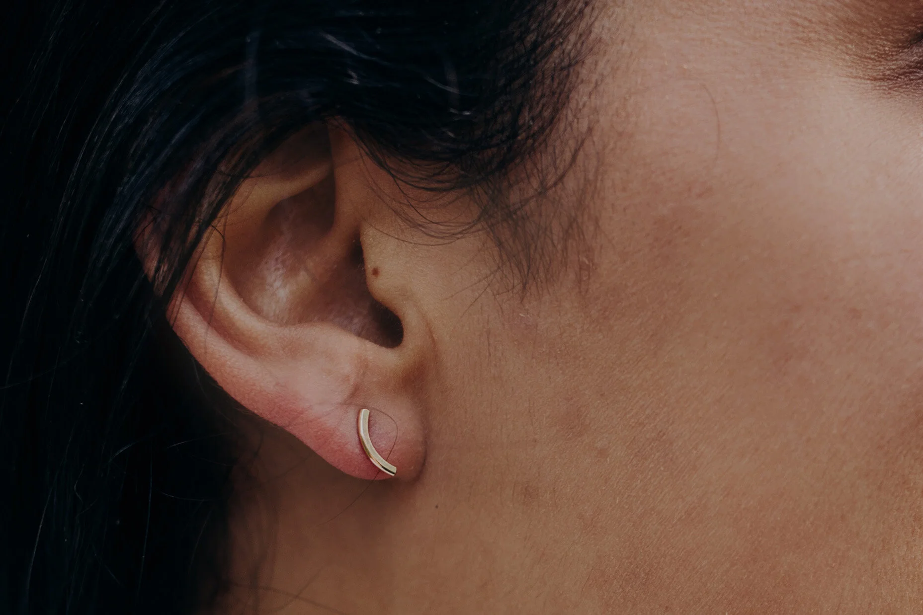 curve-stud-close.jpg